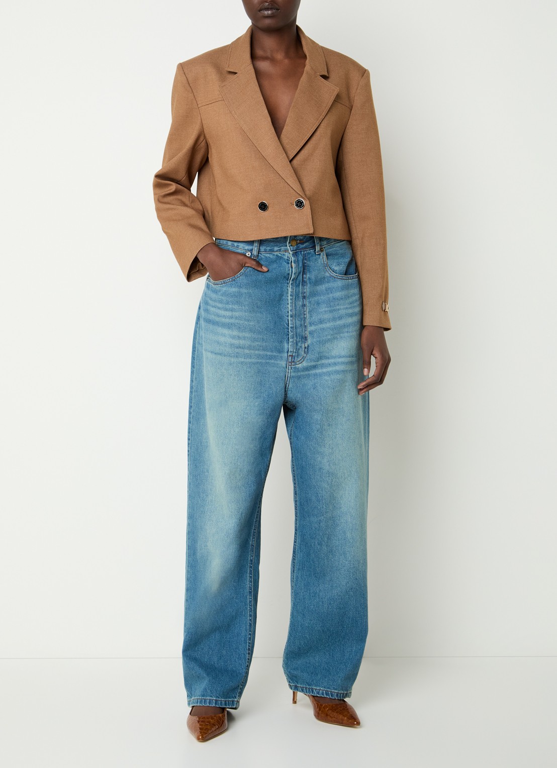 Fifth House Ladaa cropped blazer  - voorkant 3 camel