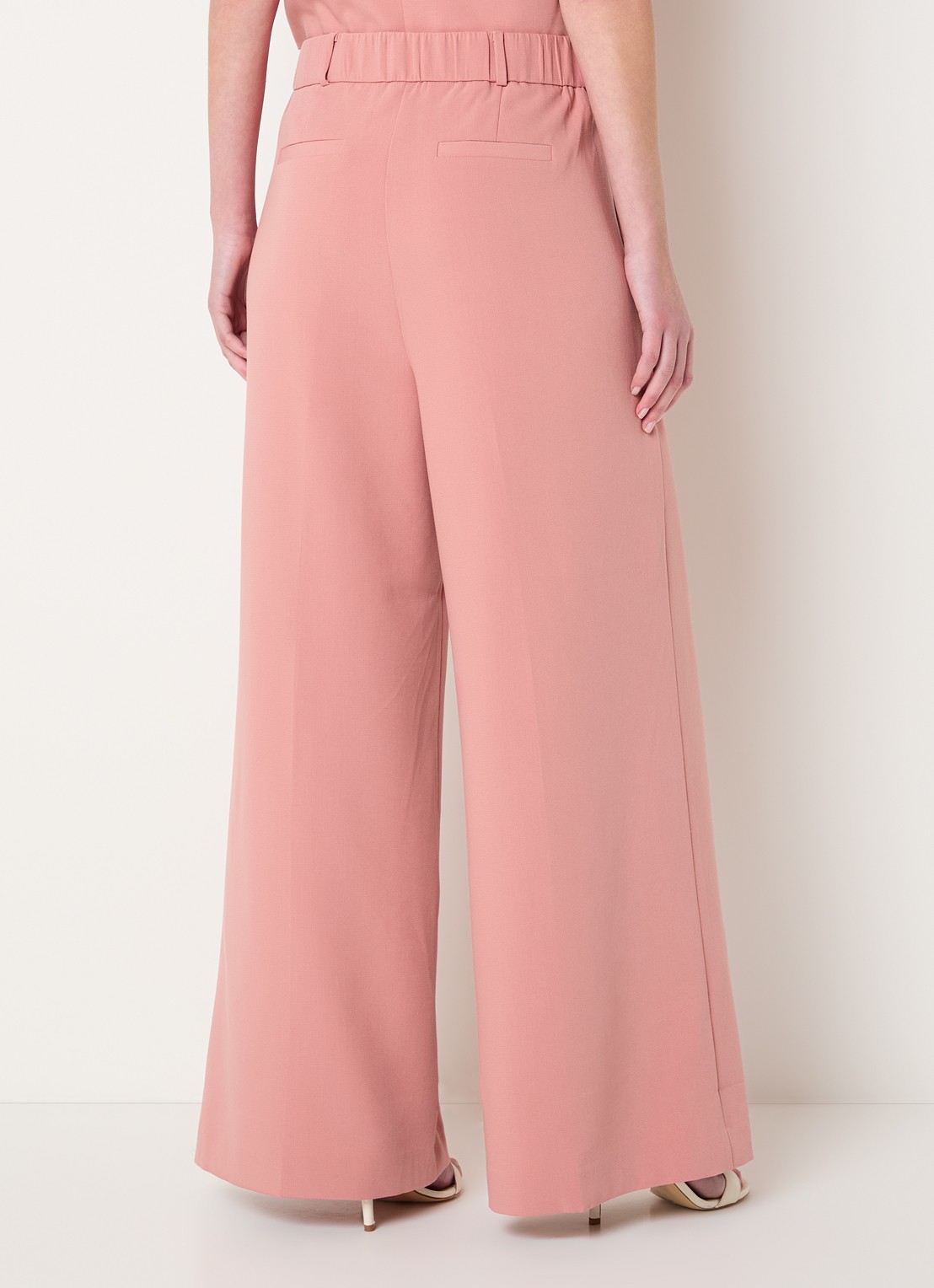 Fifth House Mabelle high waist wide fit pantalon met steekzakken - achterkant roze