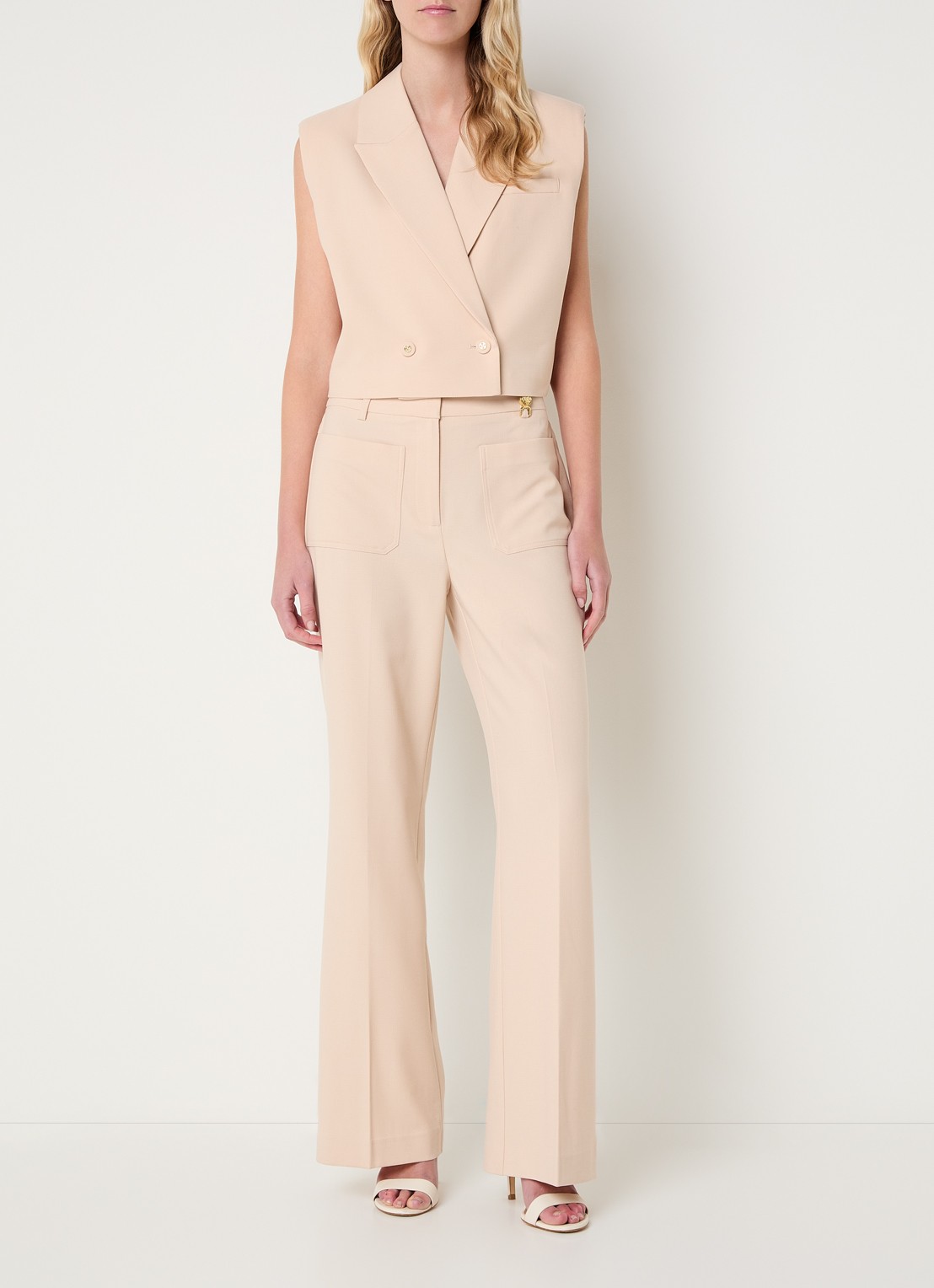 Fifth House Manon gilet met schoudervulling - voorkant 4 beige