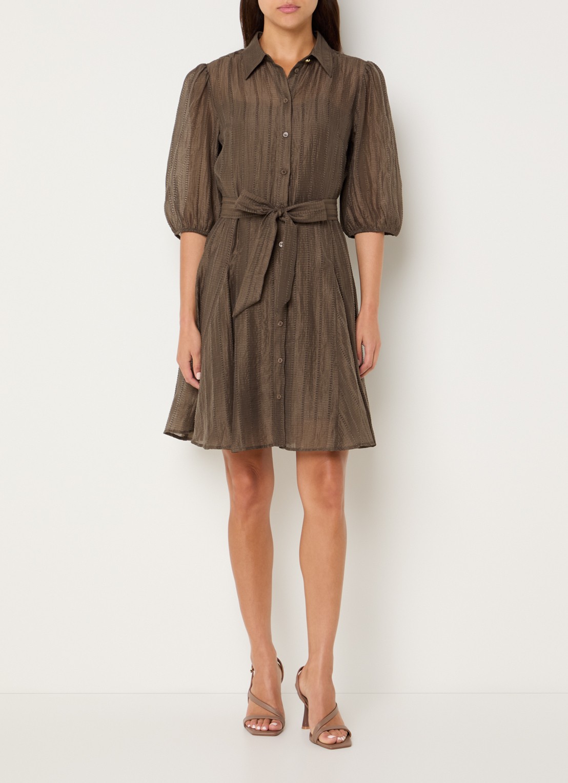 Fifth House Myra mini blousejurk met strikceintuur - voorkant 2 bruin