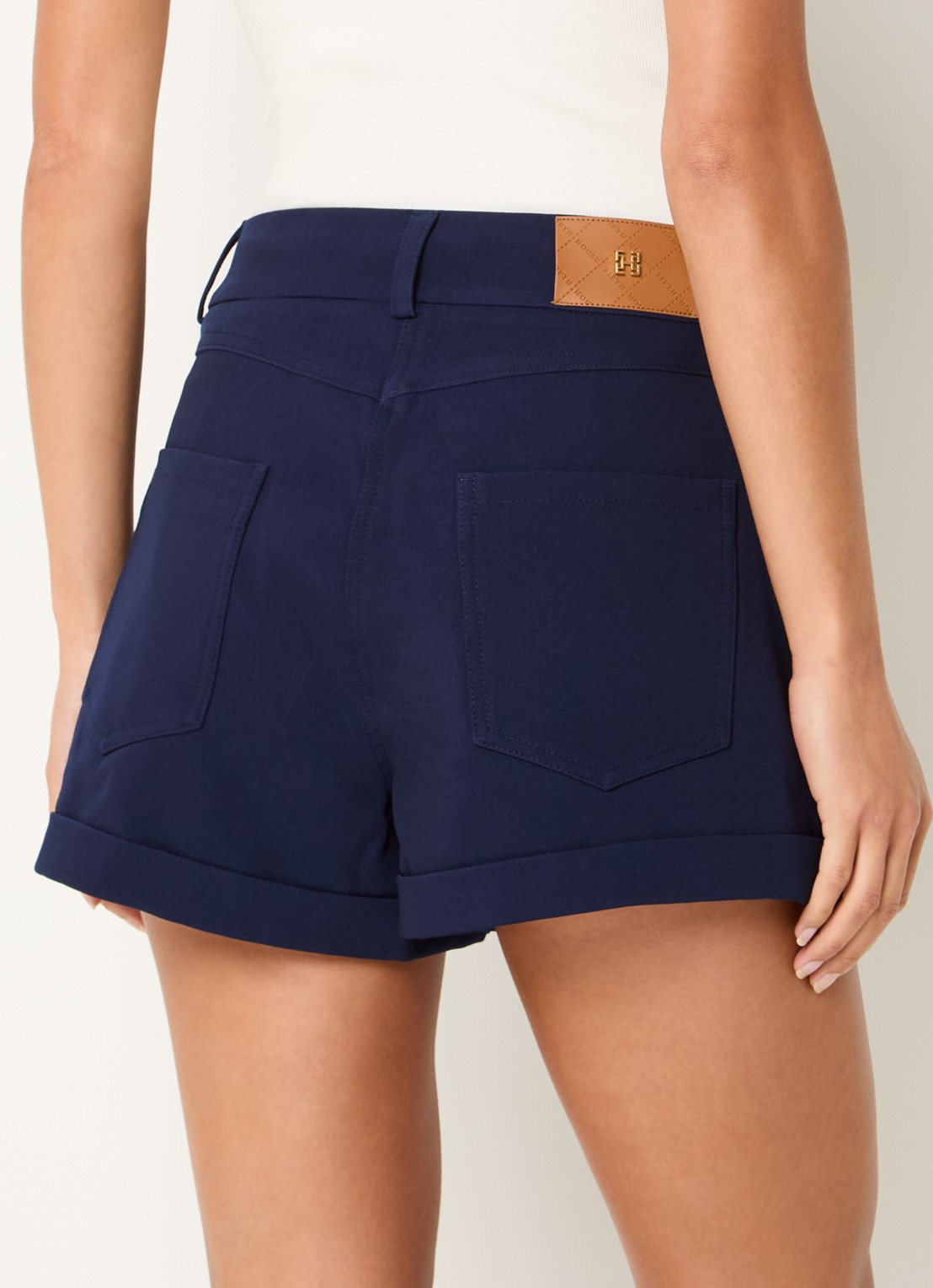Fifth House Ozias high waist straight fit korte broek met steekzakken - achterkant donkerblauw