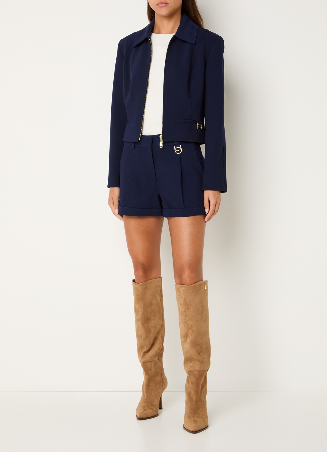 Fifth House Ozias high waist straight fit korte broek met steekzakken - voorkant 3 donkerblauw