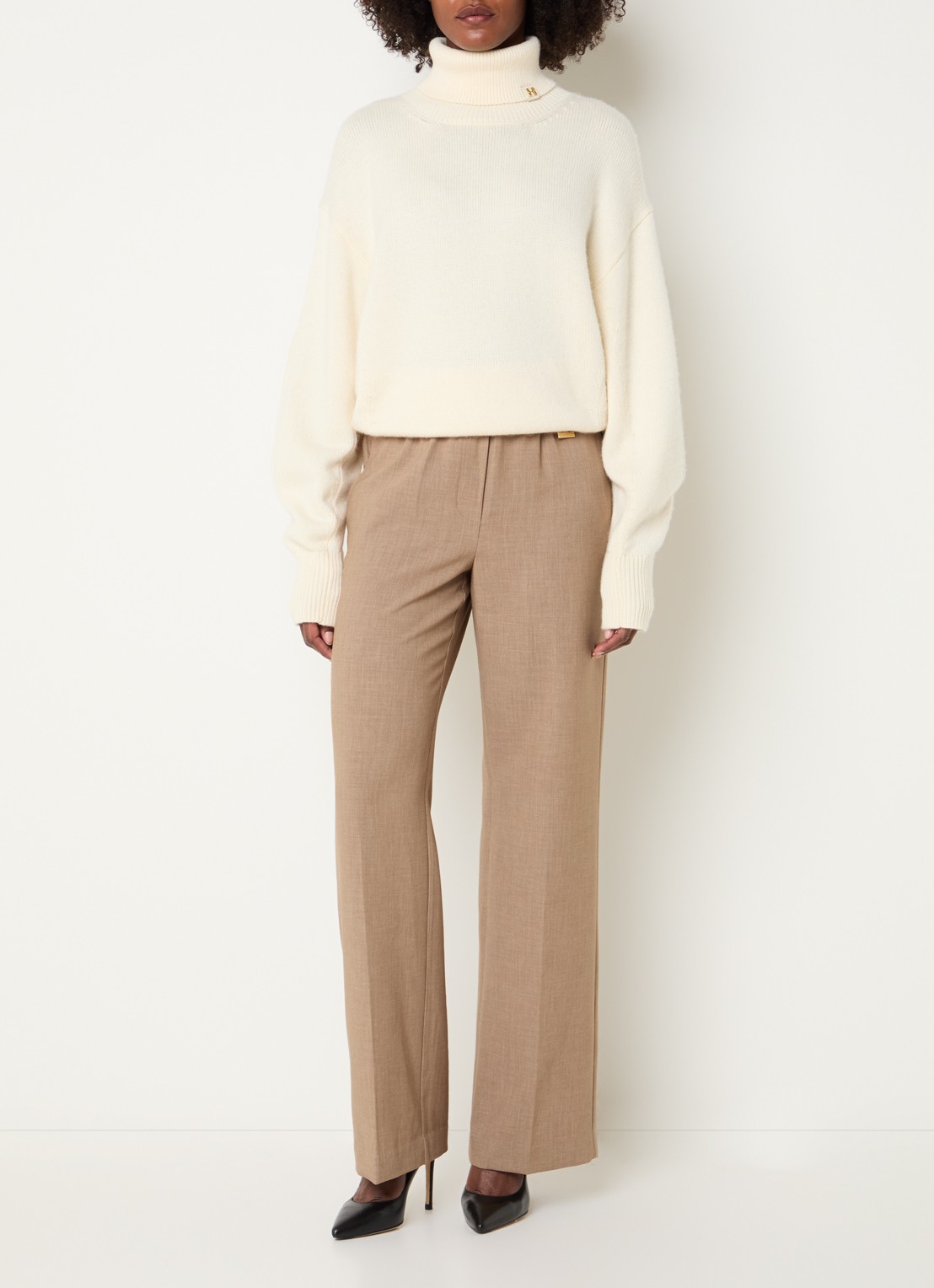Fifth House Paloma high waist straight fit pantalon met steekzakken - voorkant 4 camel