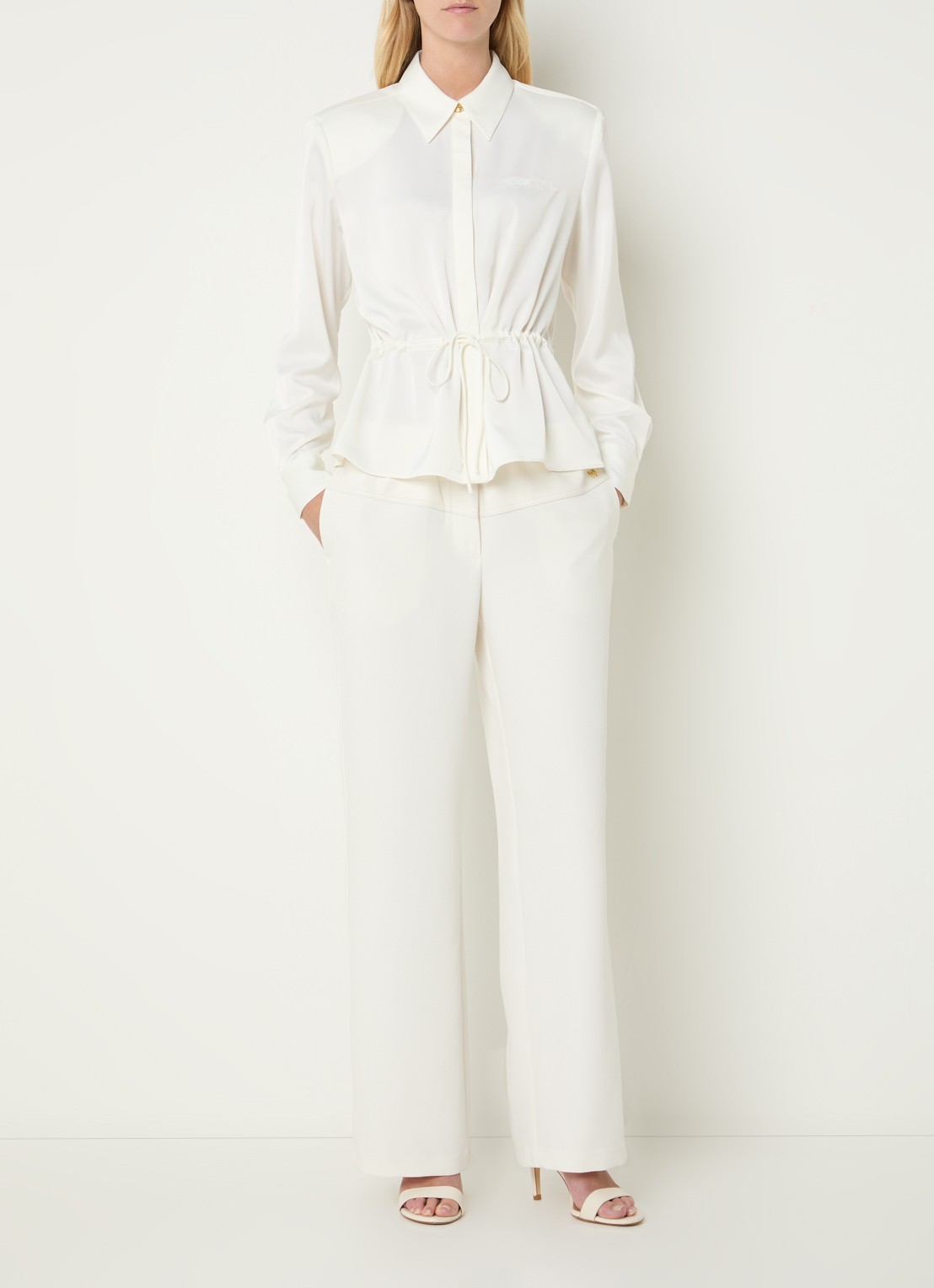 Fifth House Pomeline blouse met logoborduring - voorkant 4 gebroken wit