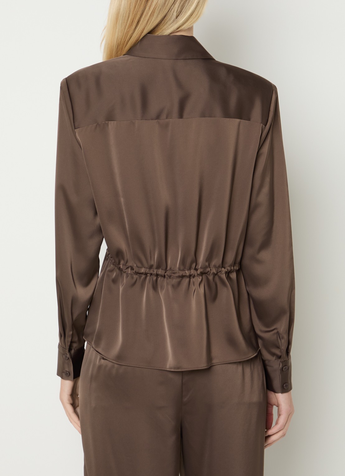 Fifth House Pomeline blouse met logoborduring - achterkant 4 bruin