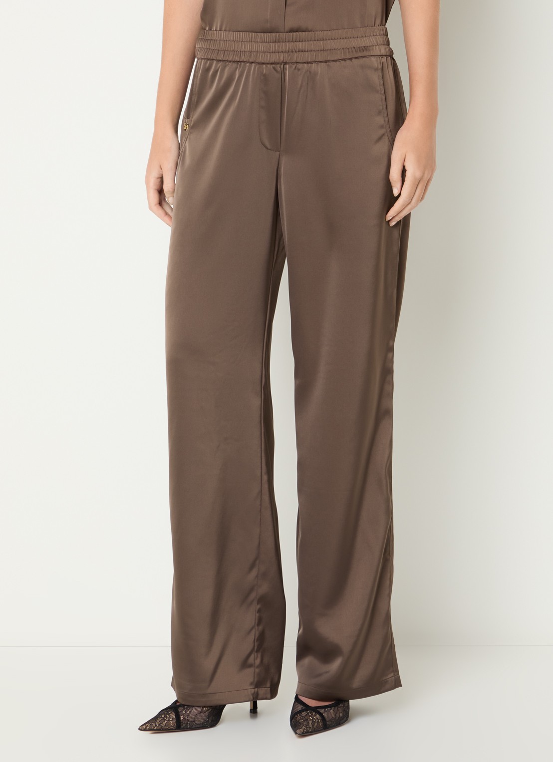 Fifth House Pomeline high waist straight fit pantalon van satijn - detail 4 bruin