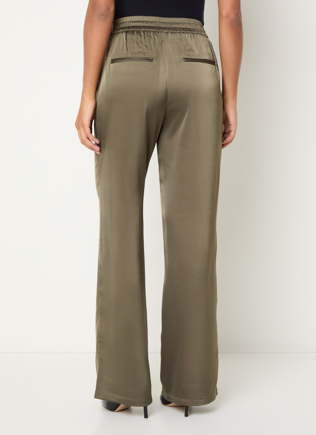 Fifth House Pomeline high waist straight fit pantalon van satijn - achterkant 3 groen