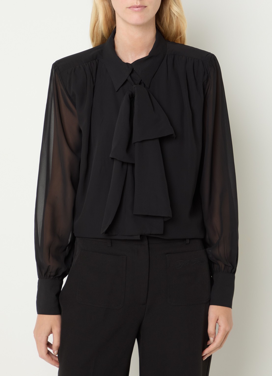 Fifth House Poppy blouse met sjaalkraag - detail 4 zwart