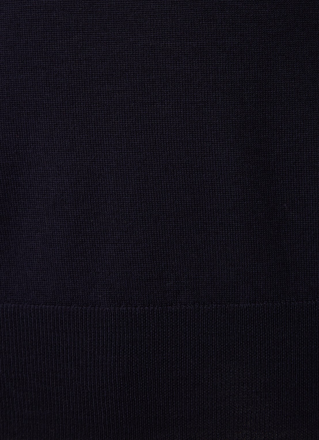 Filippa K Merino fijngebreide pullover met ronde hals - detail 2 blauw