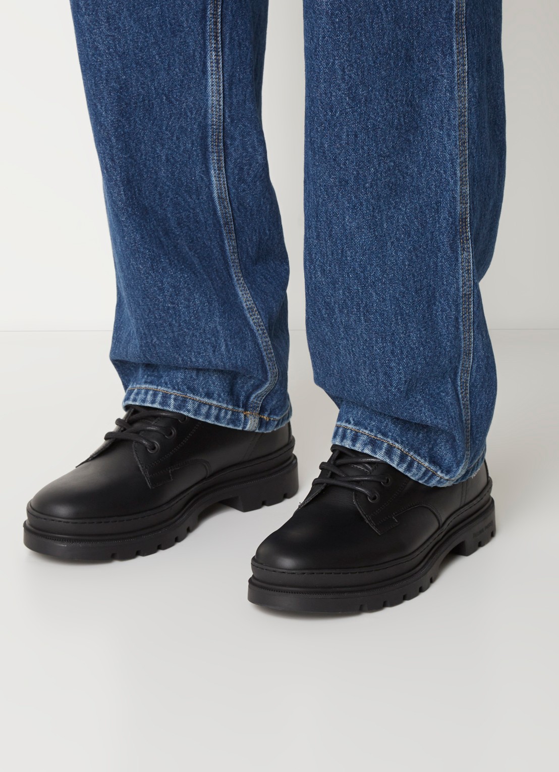 Filling Pieces Josh veterboot van leer - voorkant 2 zwart