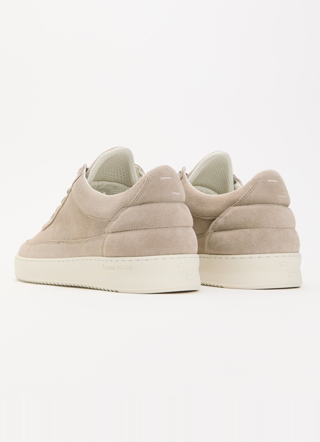 Filling Pieces Low Top sneaker van suède - achterkant beige