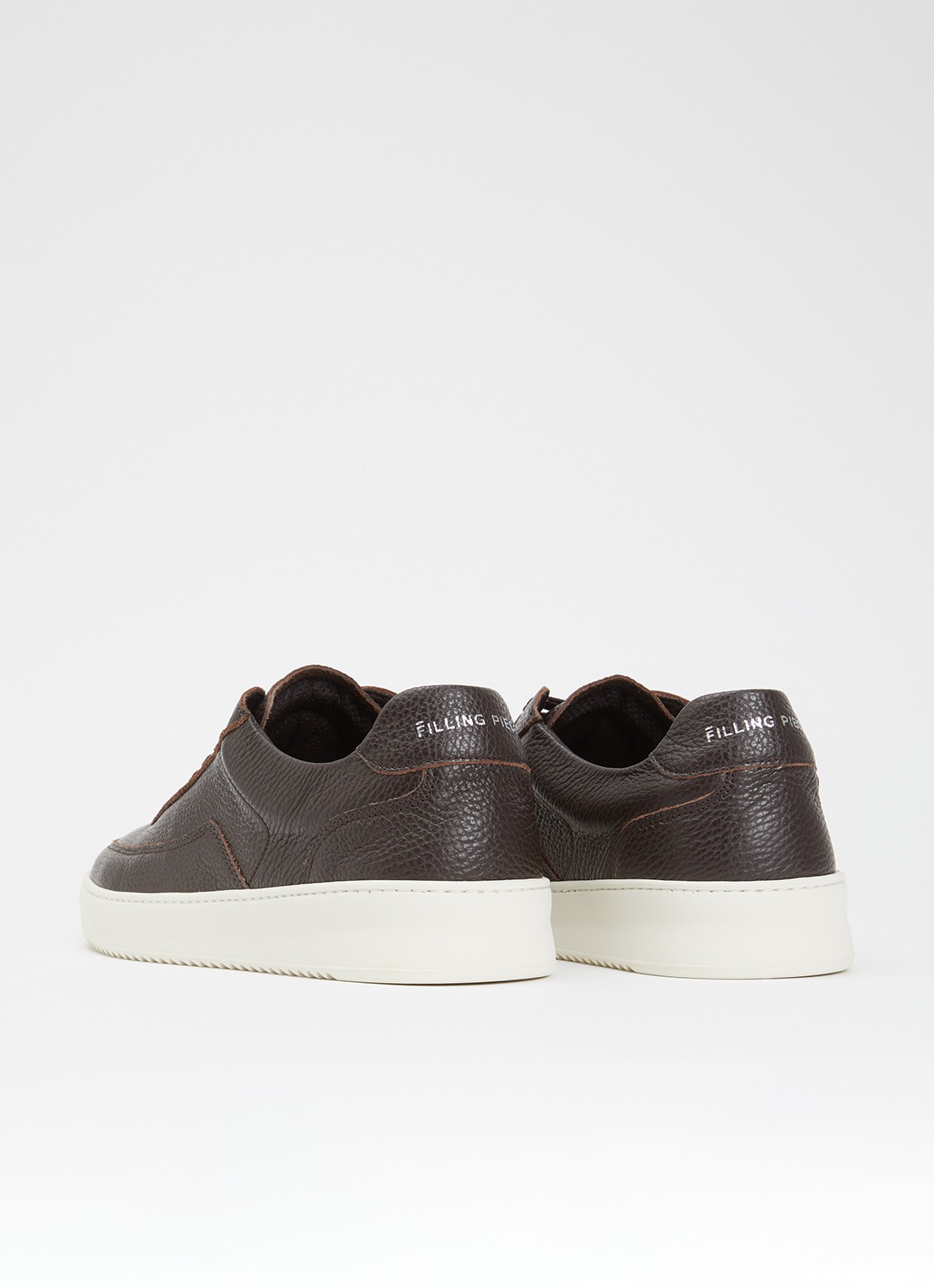 Filling Pieces Mondo Grain sneaker van leer - achterkant donkerbruin