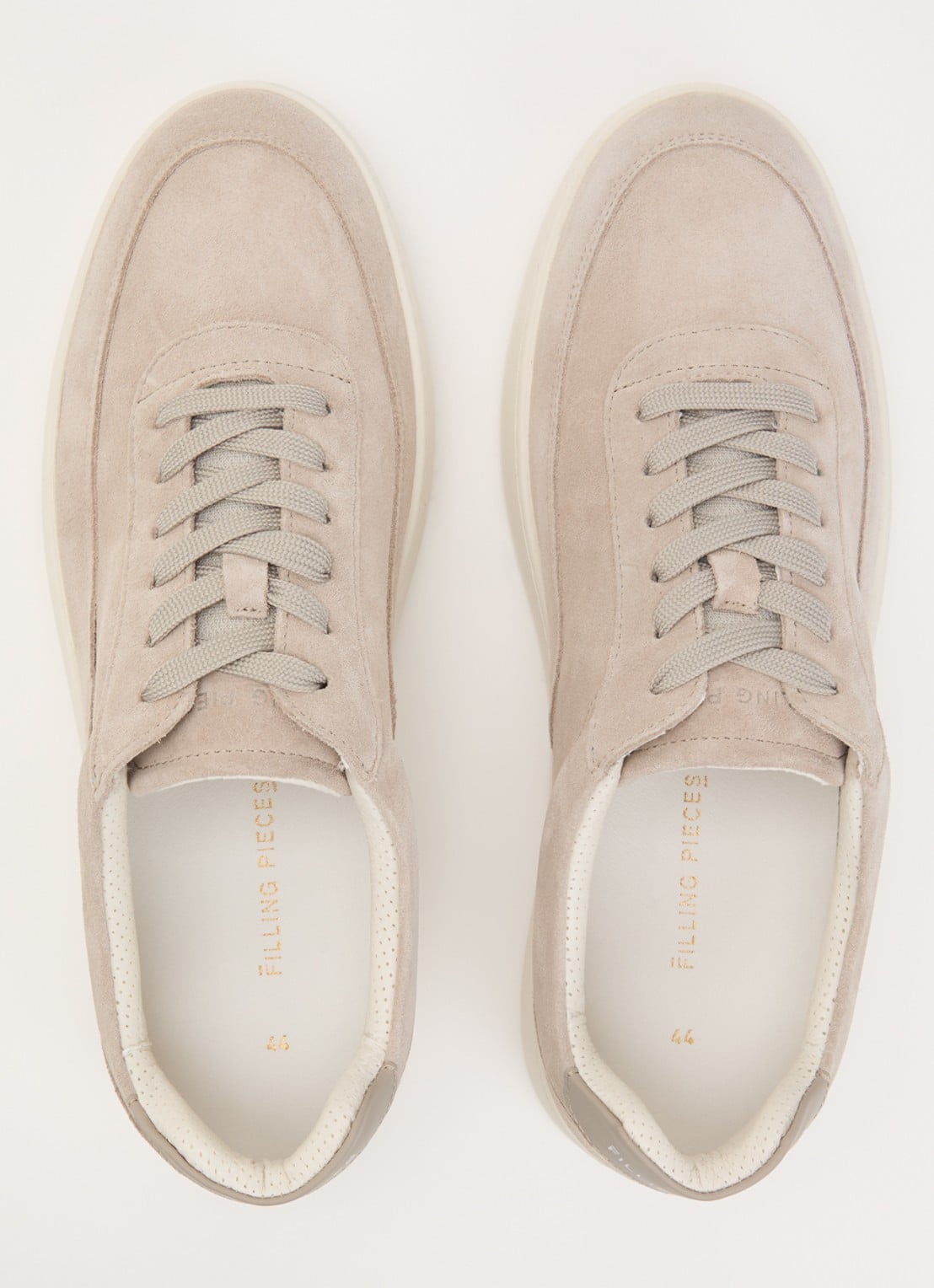 Filling Pieces Mondo sneaker van suède - detail 3 beige