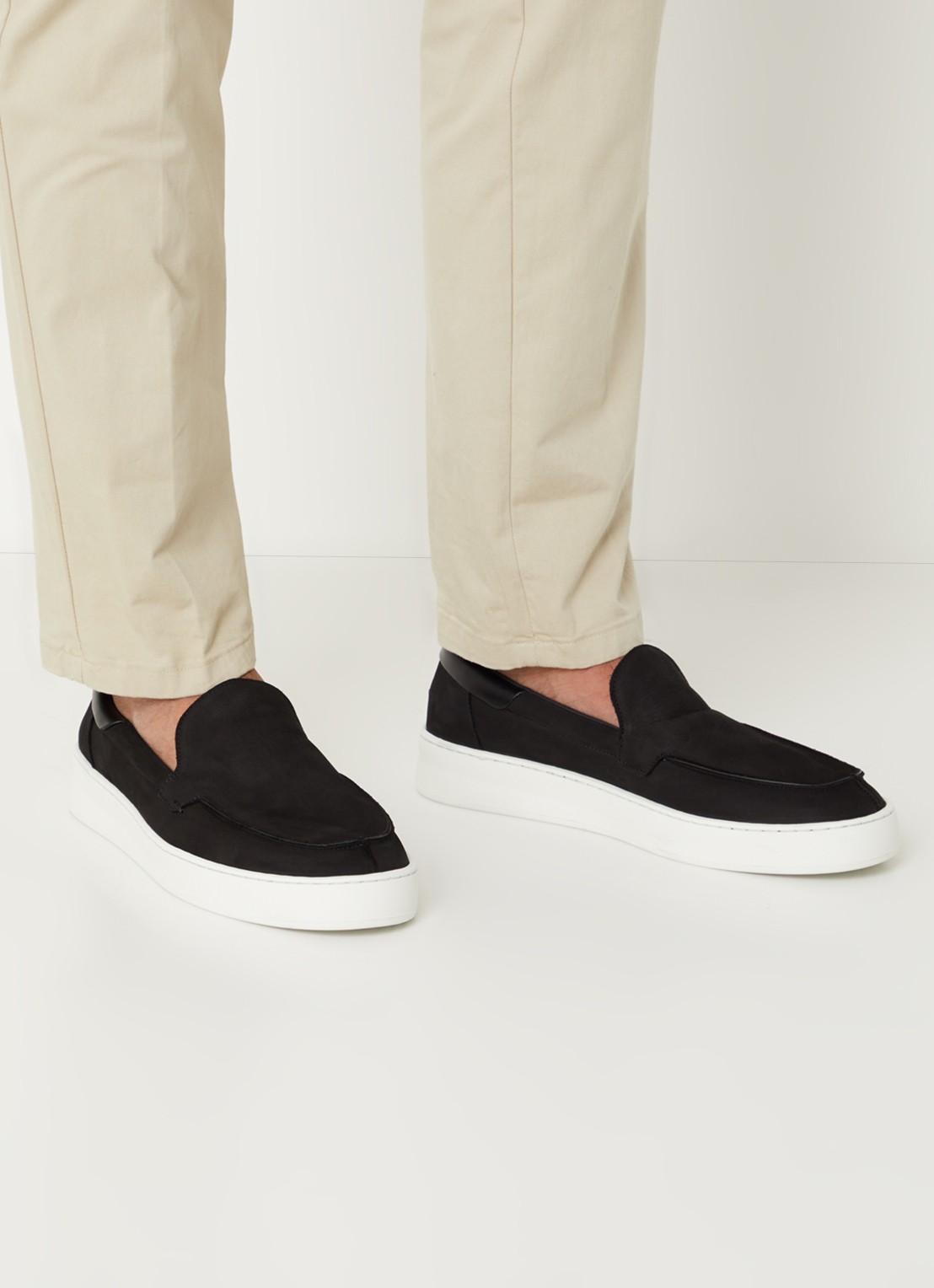 Filling Pieces Signature slip-on van nubuck - voorkant 2 zwart