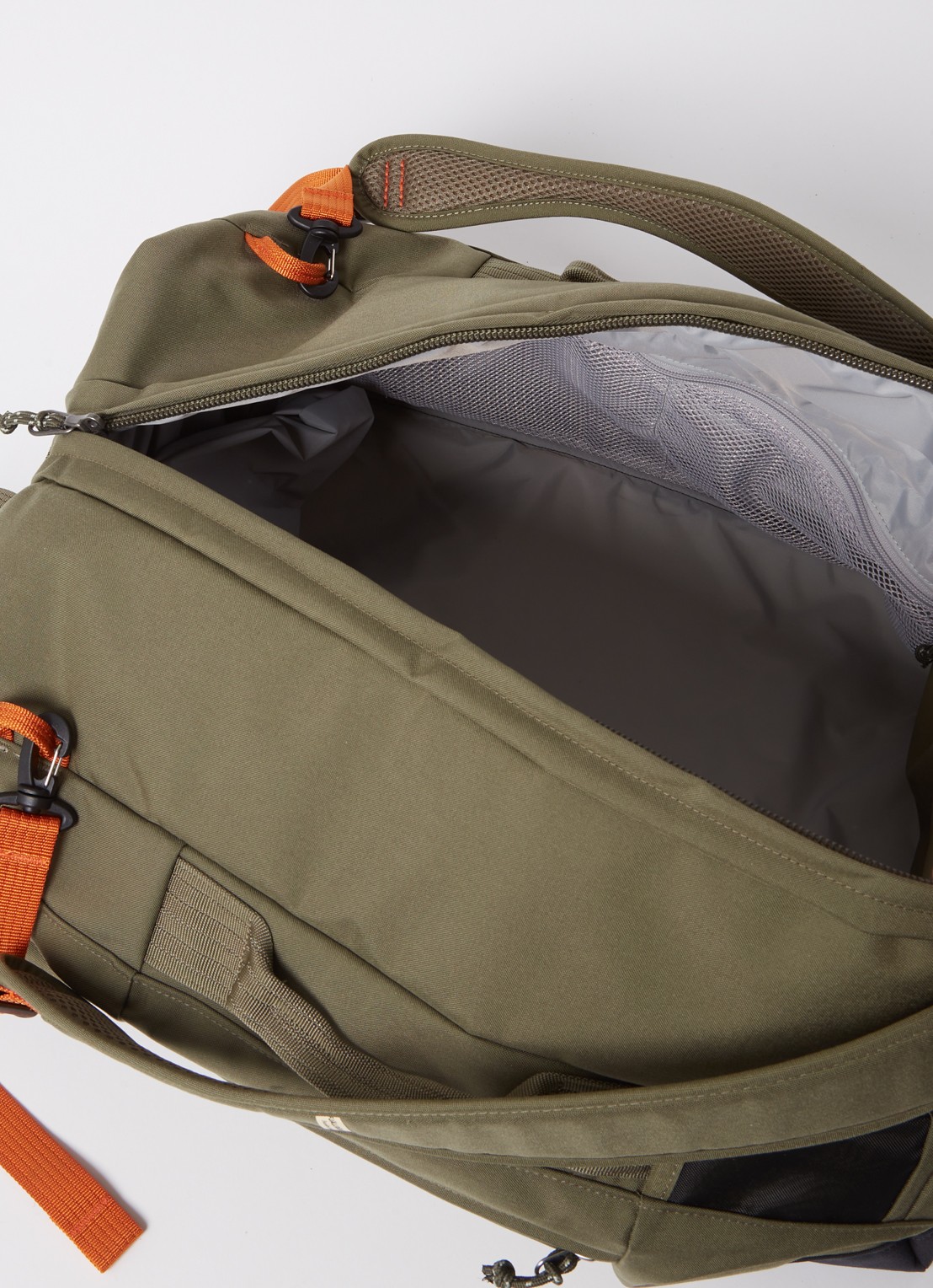 Fjällräven Färden weekendtas met afneembare schouderriem - detail 2 bronsgroen