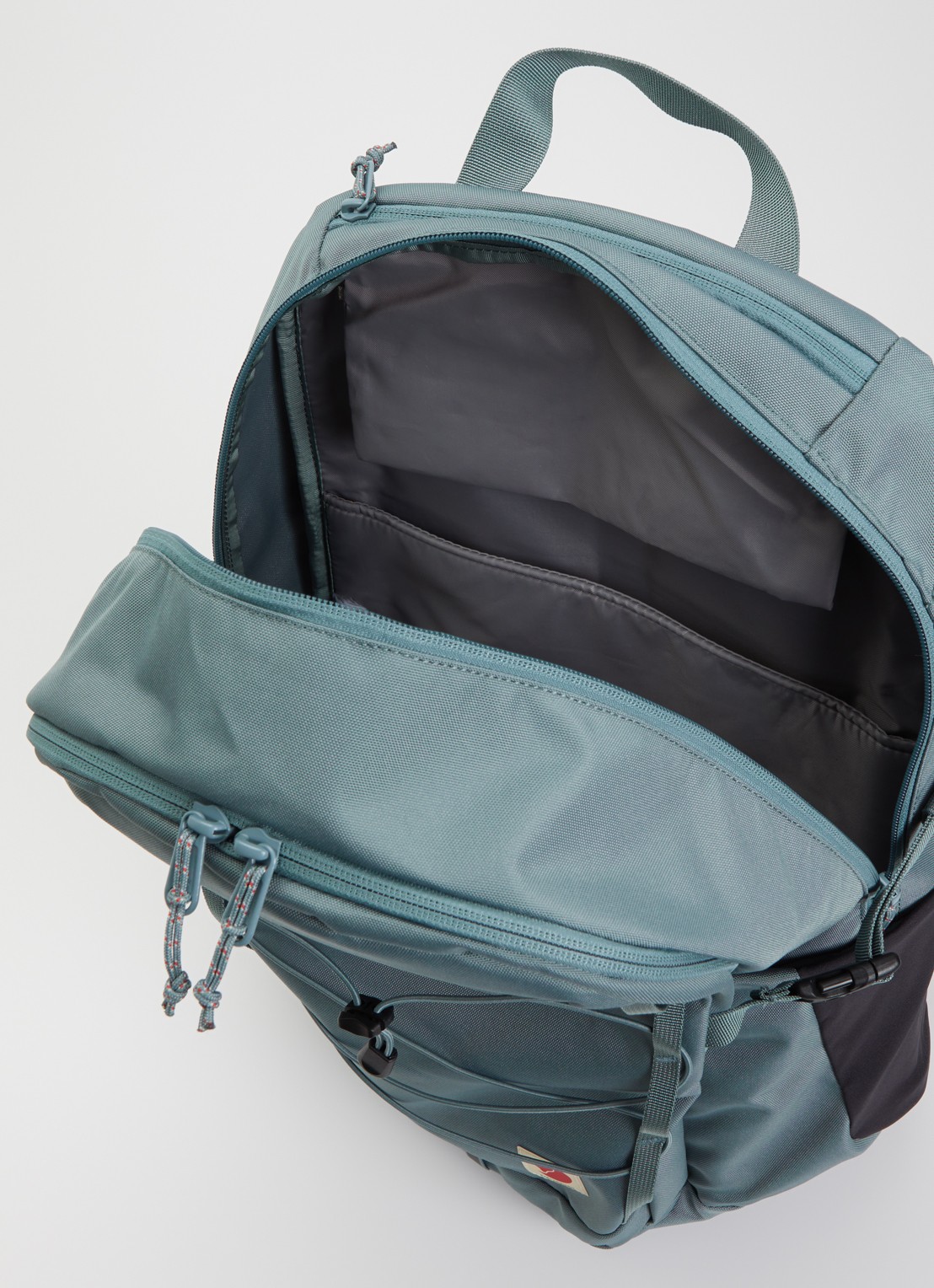 Fjällräven Skule 28 rugzak met 15 inch laptopvak - detail 2 blauw