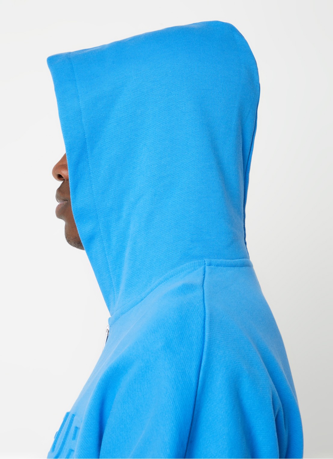 FLÂNEUR Embossed sweatvest met flock logoprint - detail 4 blauw