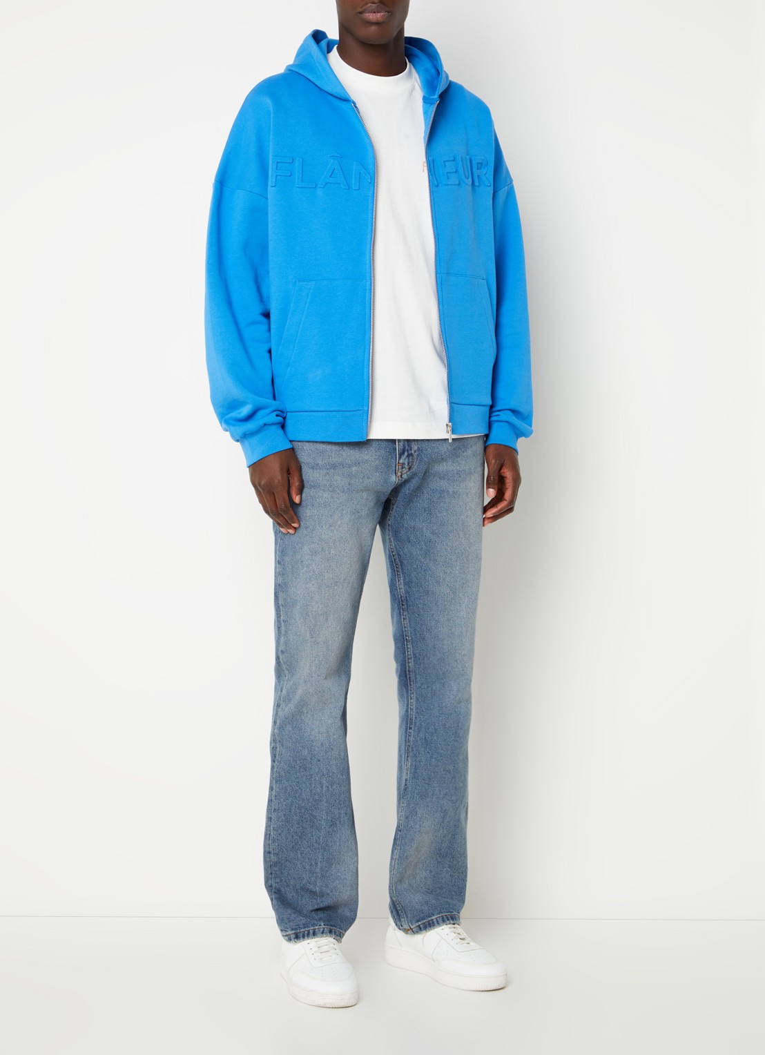 FLÂNEUR Embossed sweatvest met flock logoprint - voorkant 2 blauw