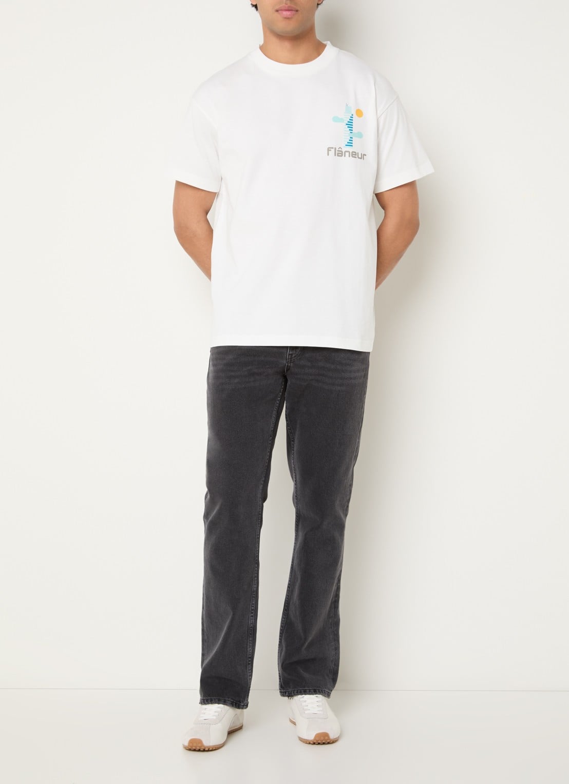 FLÂNEUR Festival Map T-shirt met logo- en backprint - voorkant 2 wit