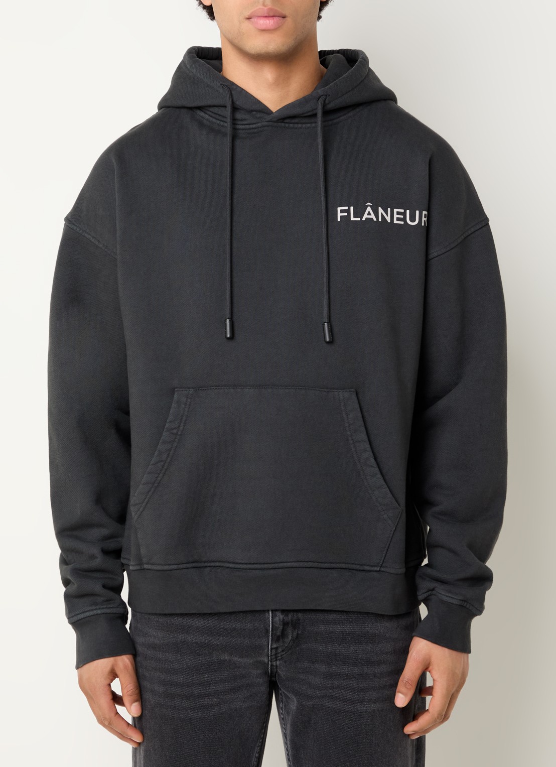 FLÂNEUR Hoodie met logo- en backprint - achterkant antraciet