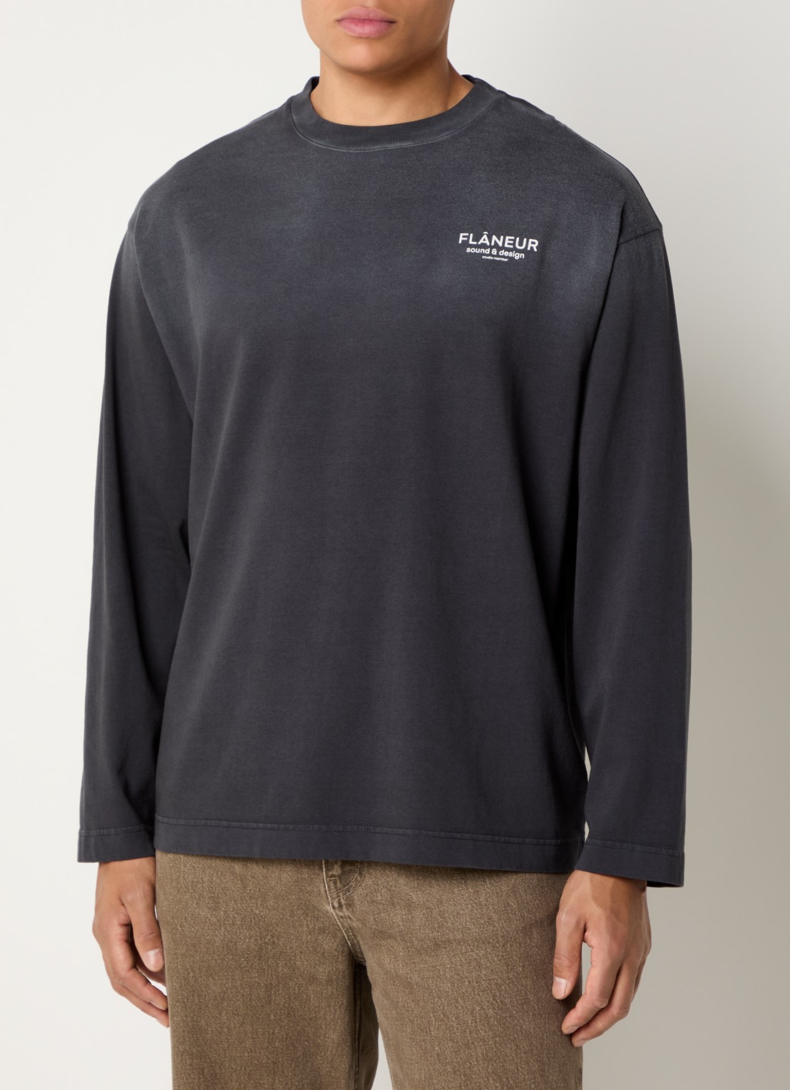 FLÂNEUR Longsleeve met logo- en backprint - achterkant 4 antraciet
