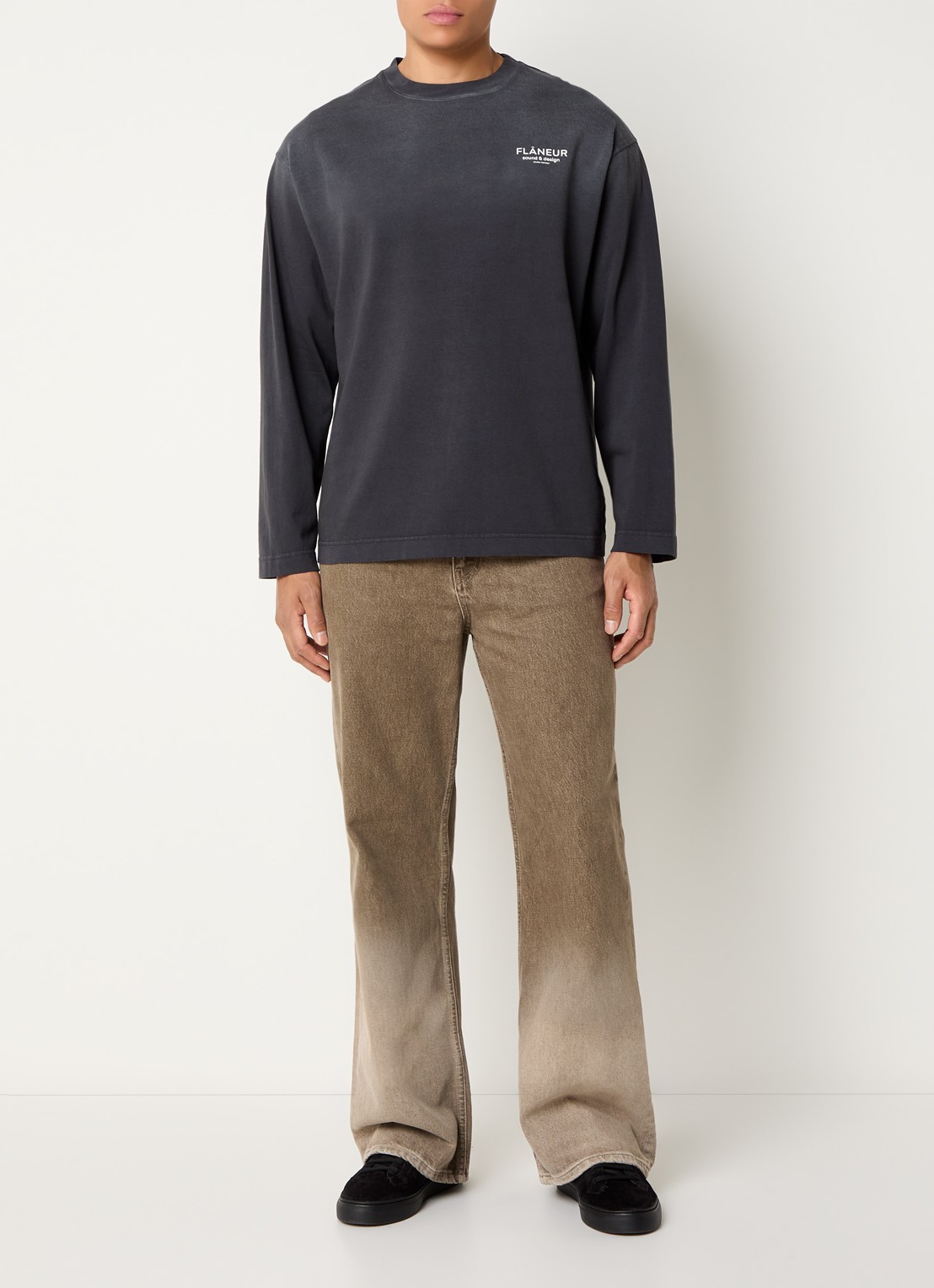 FLÂNEUR Longsleeve met logo- en backprint - voorkant 3 antraciet