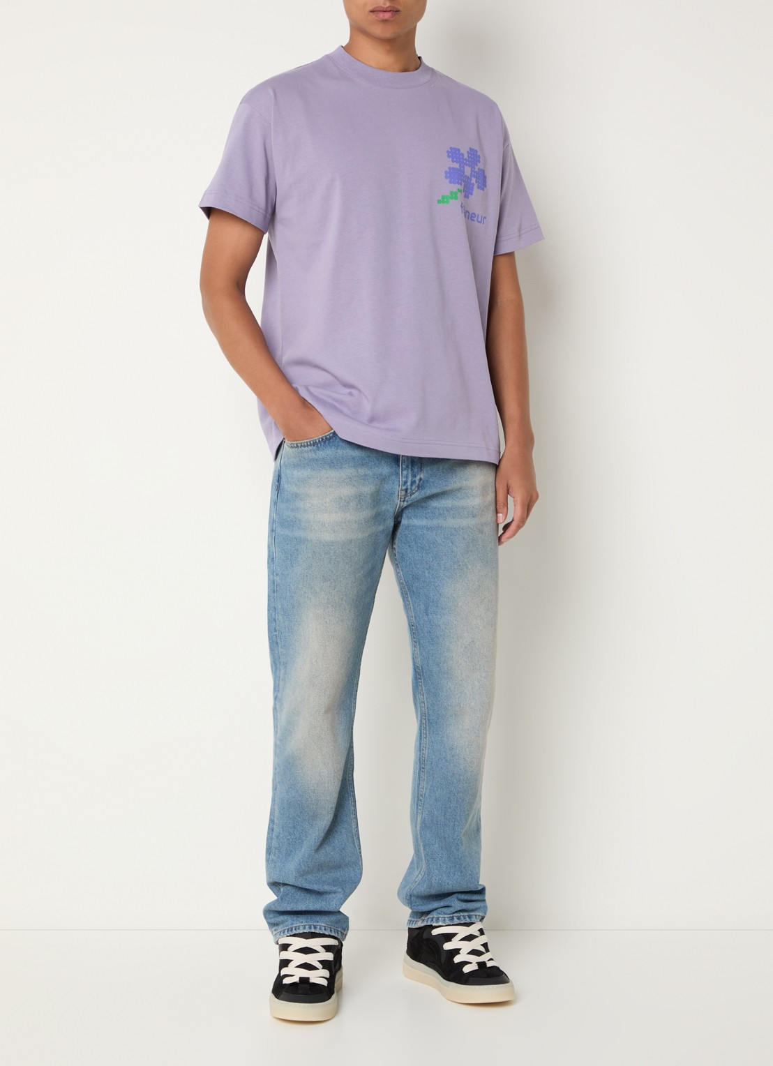 FLÂNEUR Pixel T-shirt met logo- en backprint - voorkant 3 lila