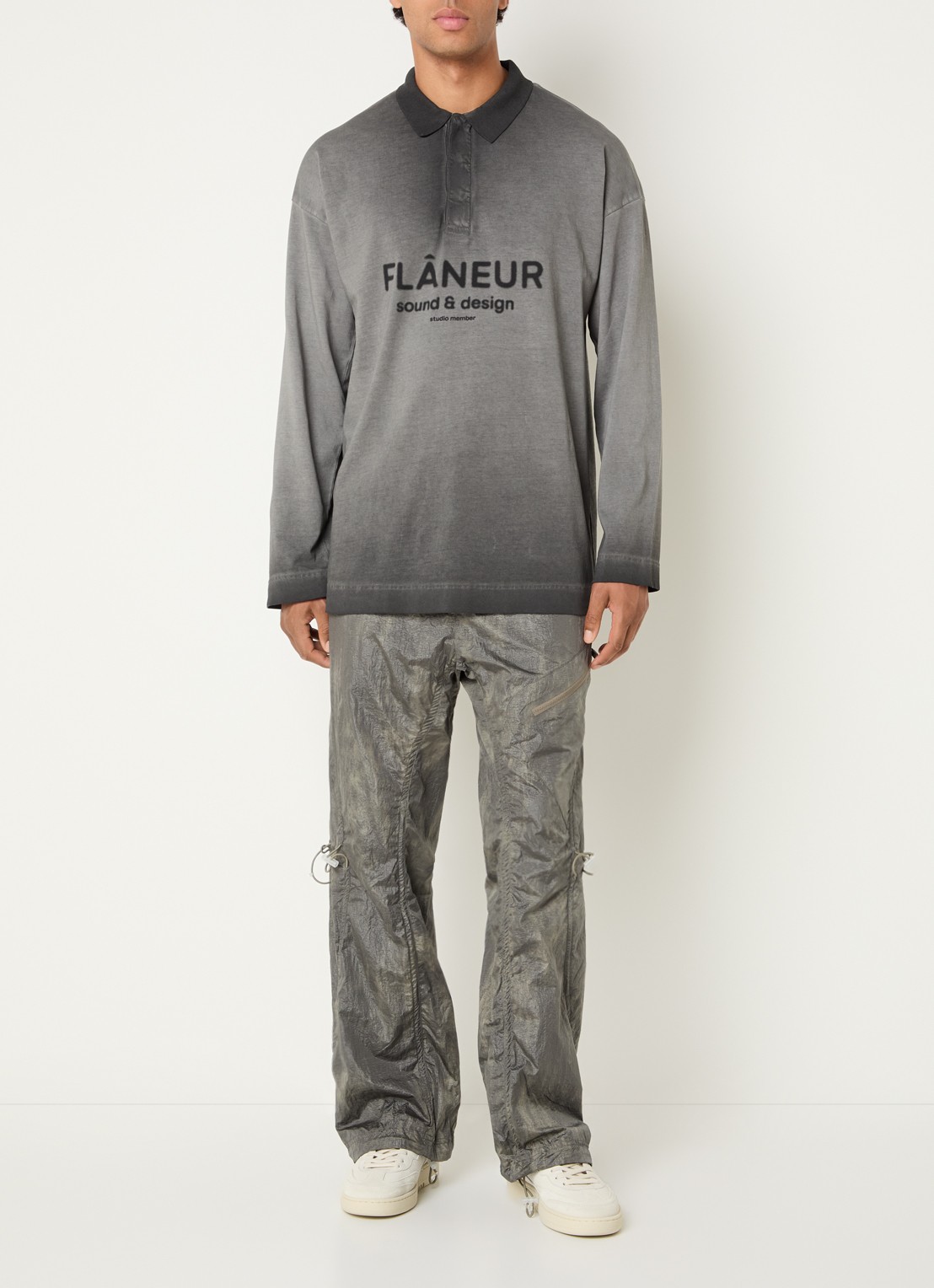 FLÂNEUR Sound & Design Studio Member regular fit polo met logoprint - voorkant 3 grijs
