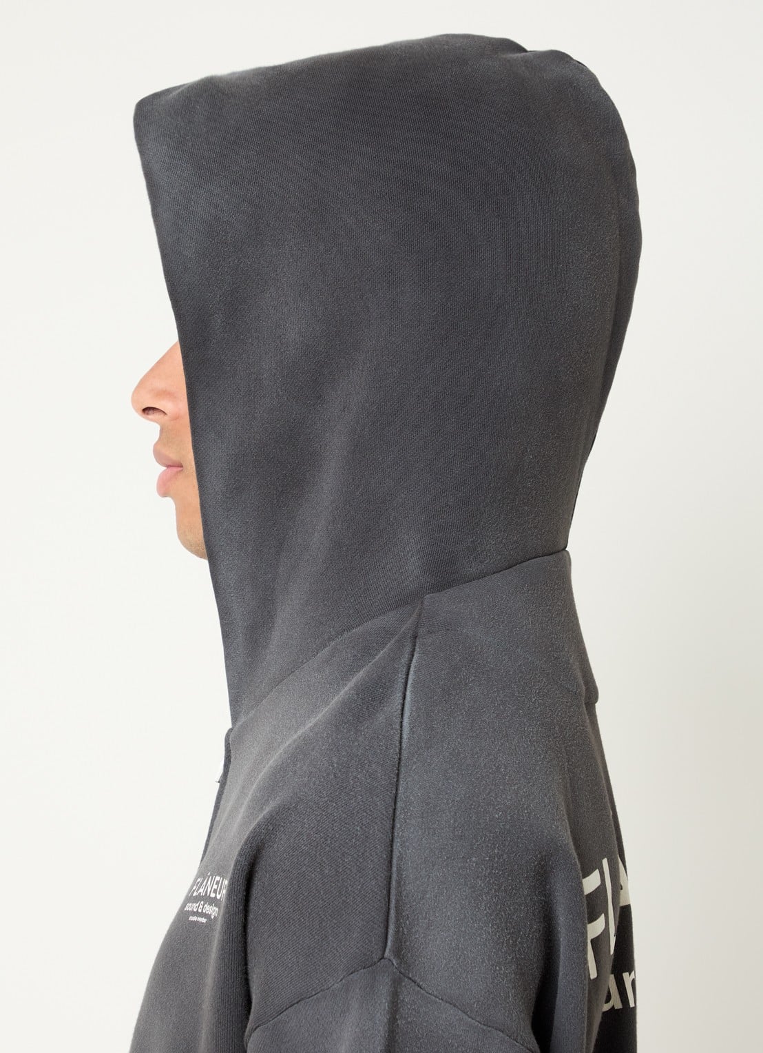 FLÂNEUR Sound & Design Studio Member sweatvest met logo- en backprint - detail 5 antraciet