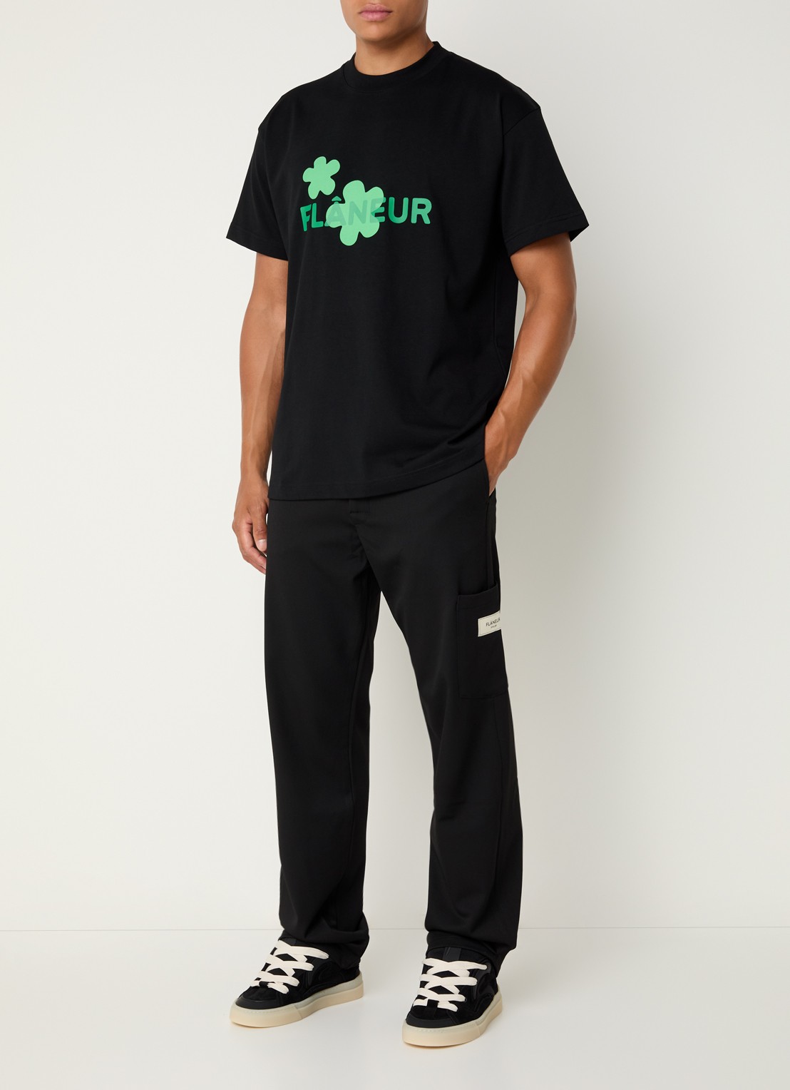 FLÂNEUR T-shirt met logoprint - voorkant 2 zwart