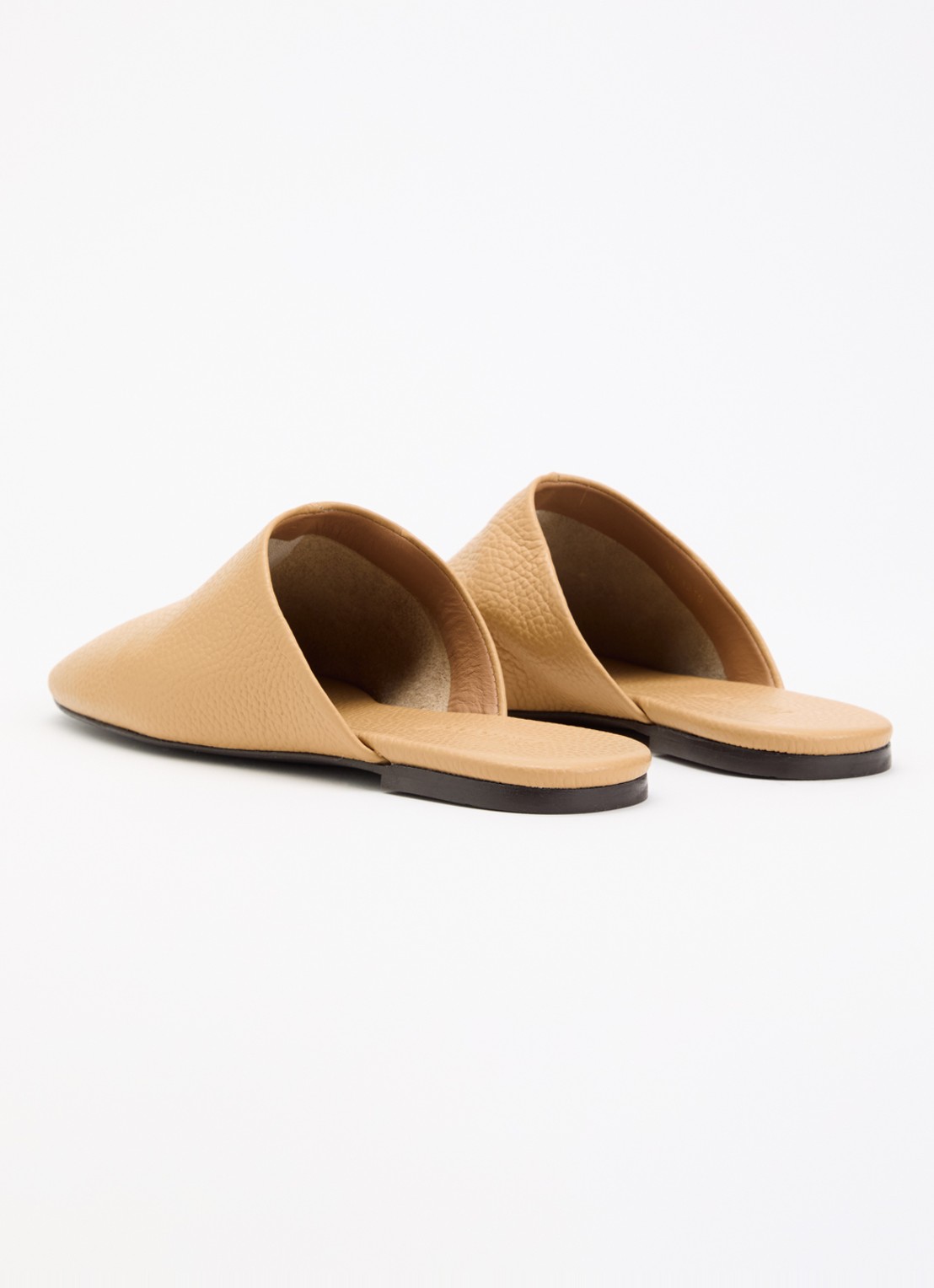 Flattered Maurine instapper van leer  - achterkant 2 beige