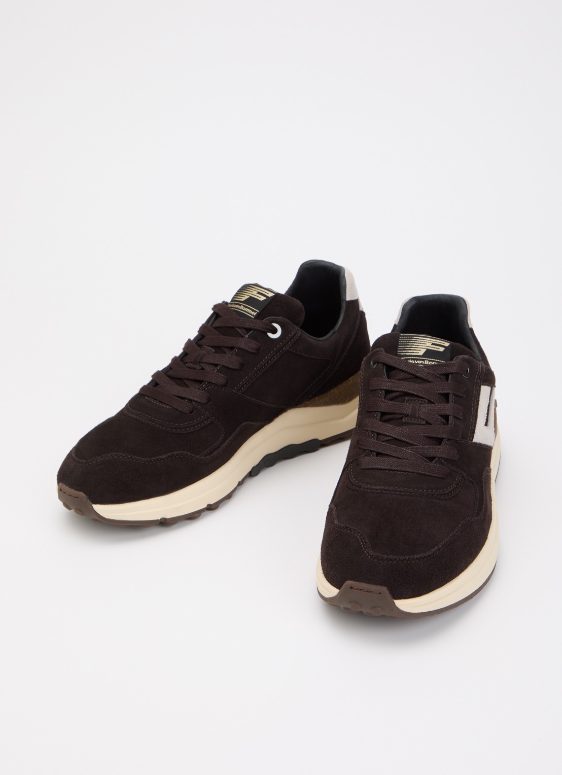 Floris van Bommel De Trikker 05.00 sneaker van suède - detail donkerbruin