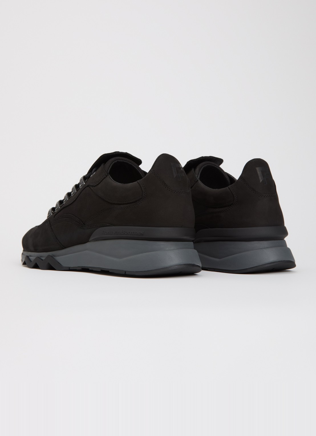 Floris van Bommel De Zager 01.26 sneaker van nubuck - achterkant 5 zwart