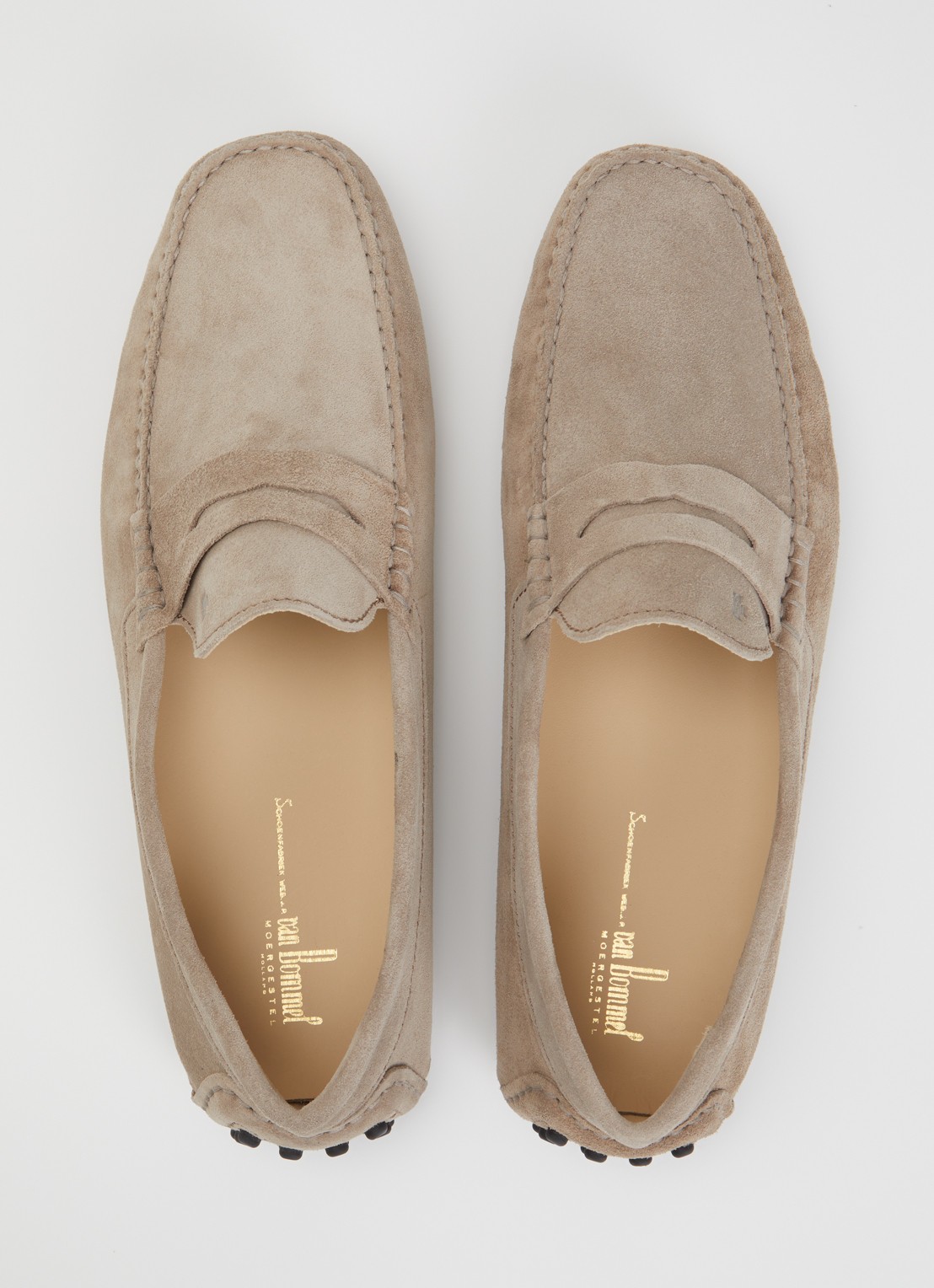 Floris van Bommel Manerba 01.28 mocassin van suède  - detail 4 beige