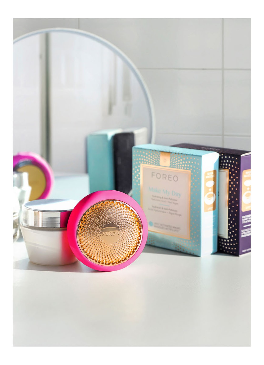 Foreo UFO™ 2 Pearl Fuchsia - gezichtstool & masker - detail 4 fuchsia