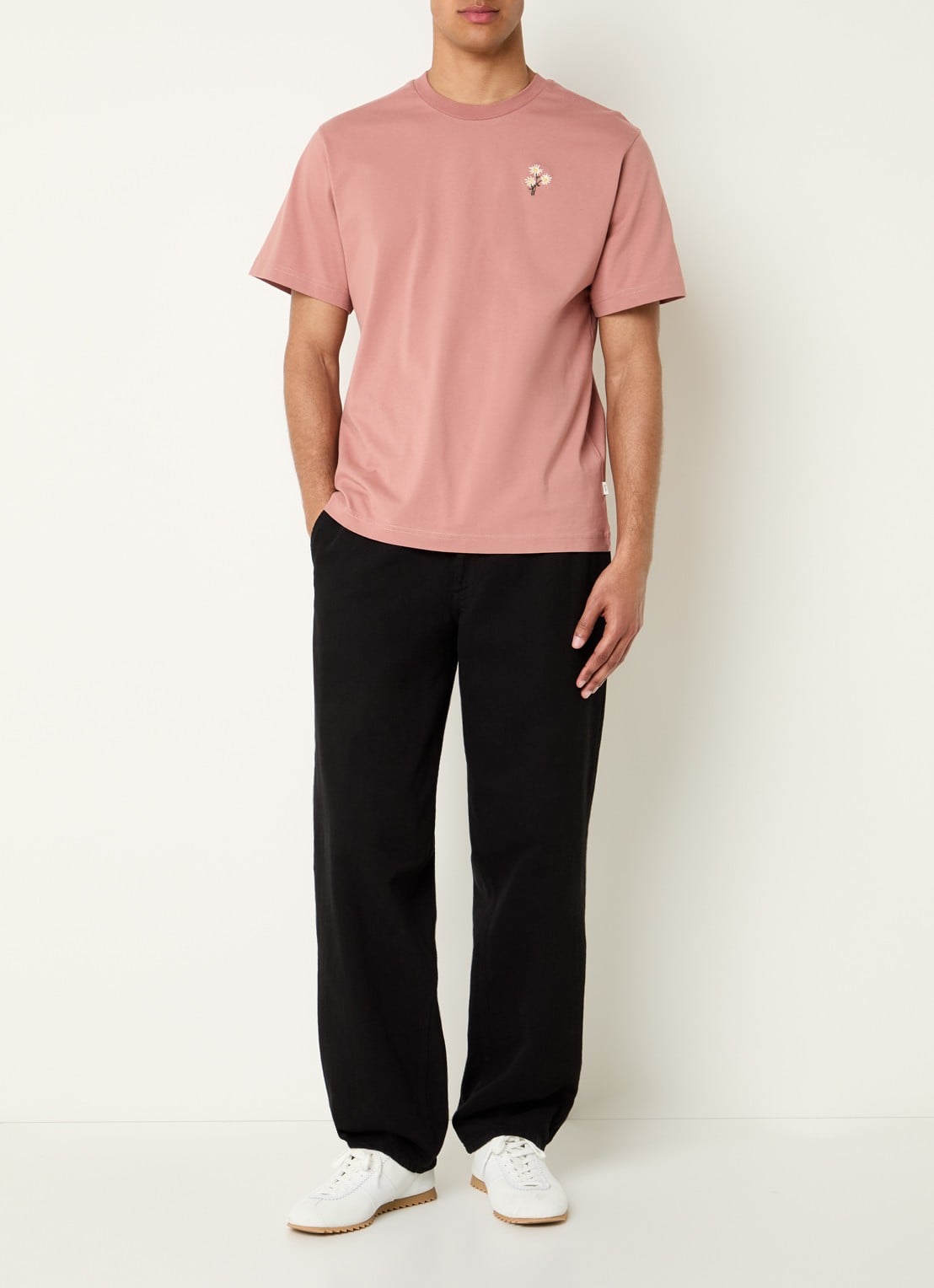 forét Bellis T-shirt met logoborduring - voorkant 3 zalmroze