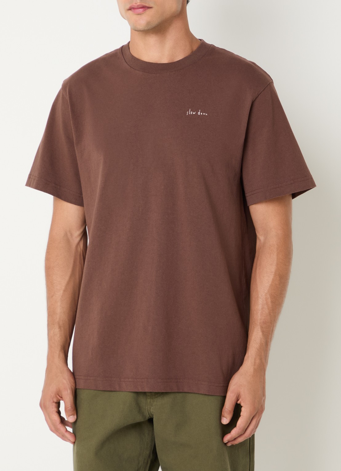 forét Haze T-shirt met front- en backprint - achterkant 4 kastanjebruin