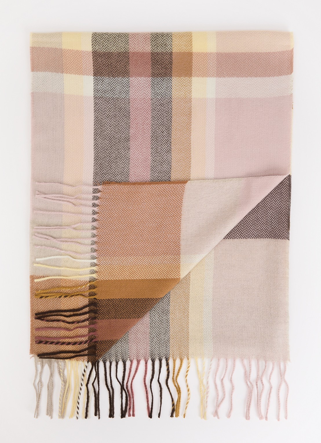 Fraas Sjaal met franjes 35 x 190 cm  - voorkant bruin