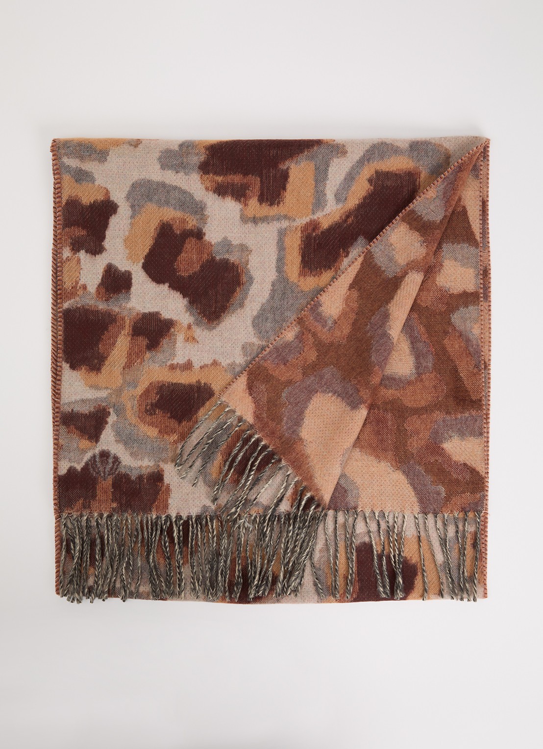 Fraas Sjaal met print en franjes 35 x 195 cm  - voorkant 3 roodbruin