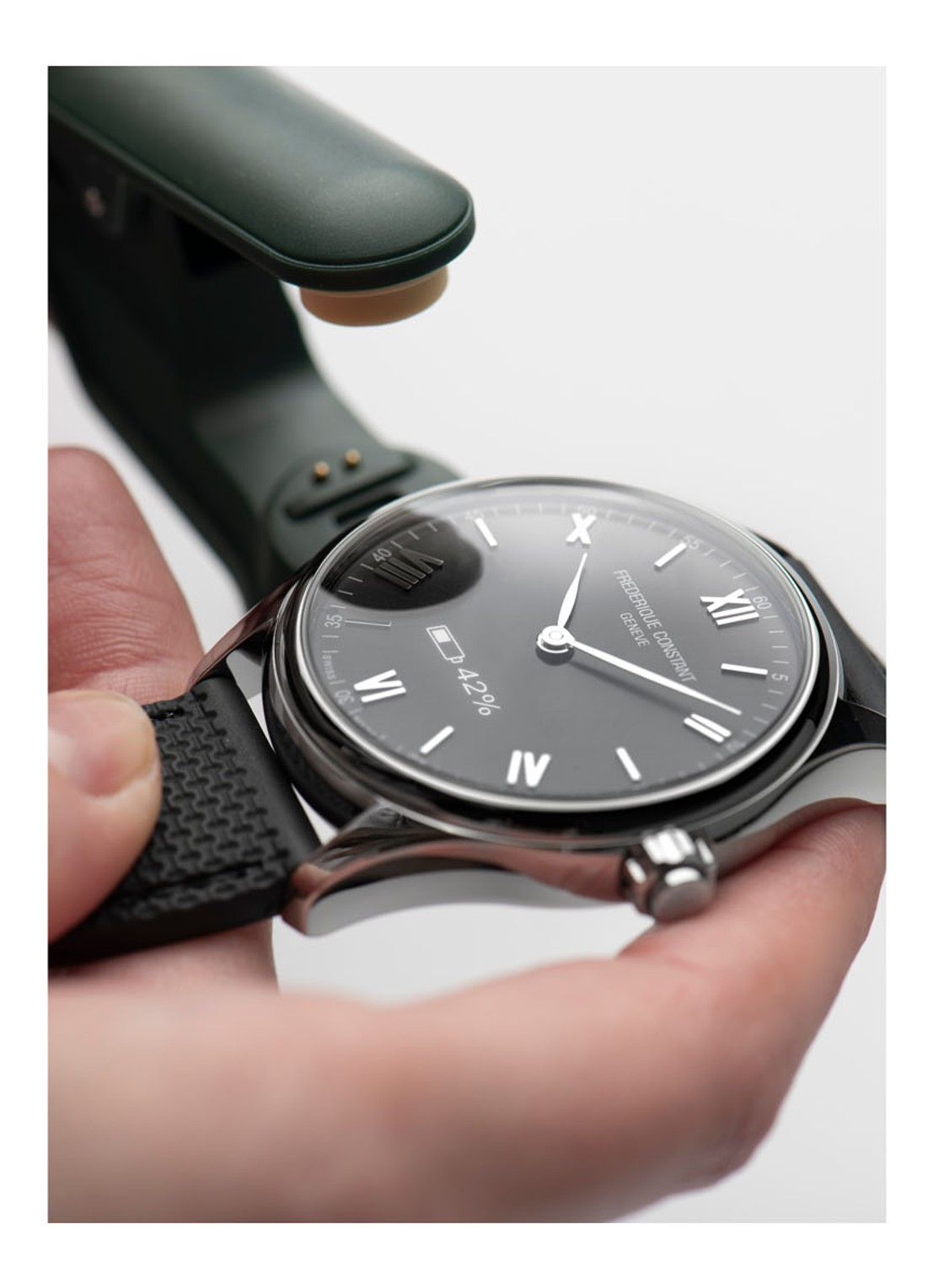 Frederique Constant Vitality Gents hybride smartwatch FC-287B5B6 - detail 2 zilver