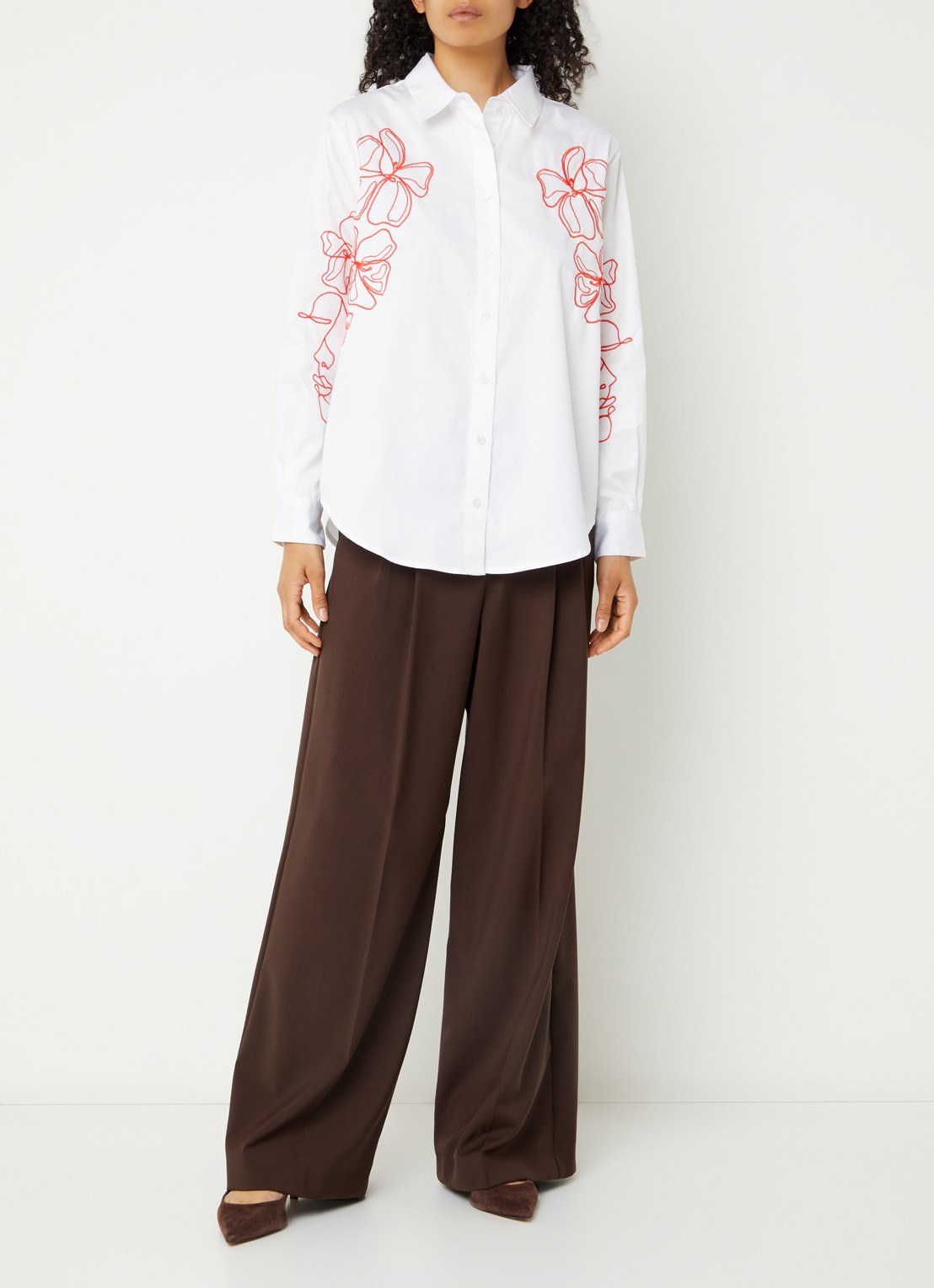 French Connection Alexis blouse met bloemborduring - voorkant 3 wit