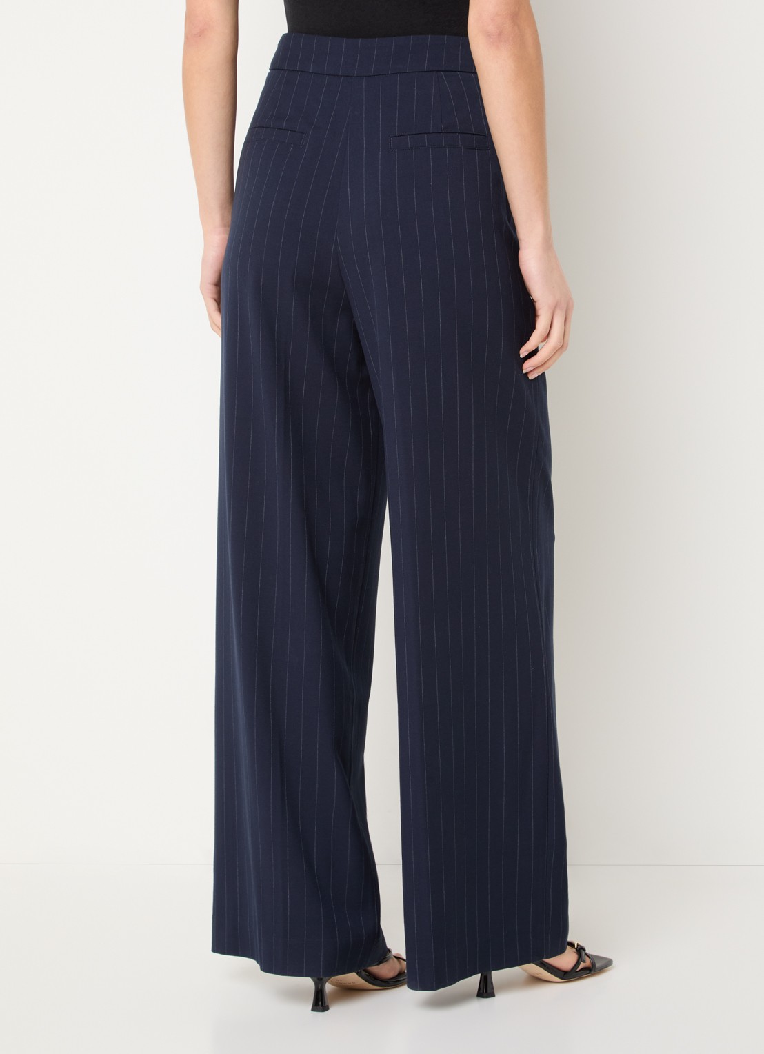 French Connection Alia high waist wide fit pantalon met krijtstreep en steekzakken - achterkant donkerblauw