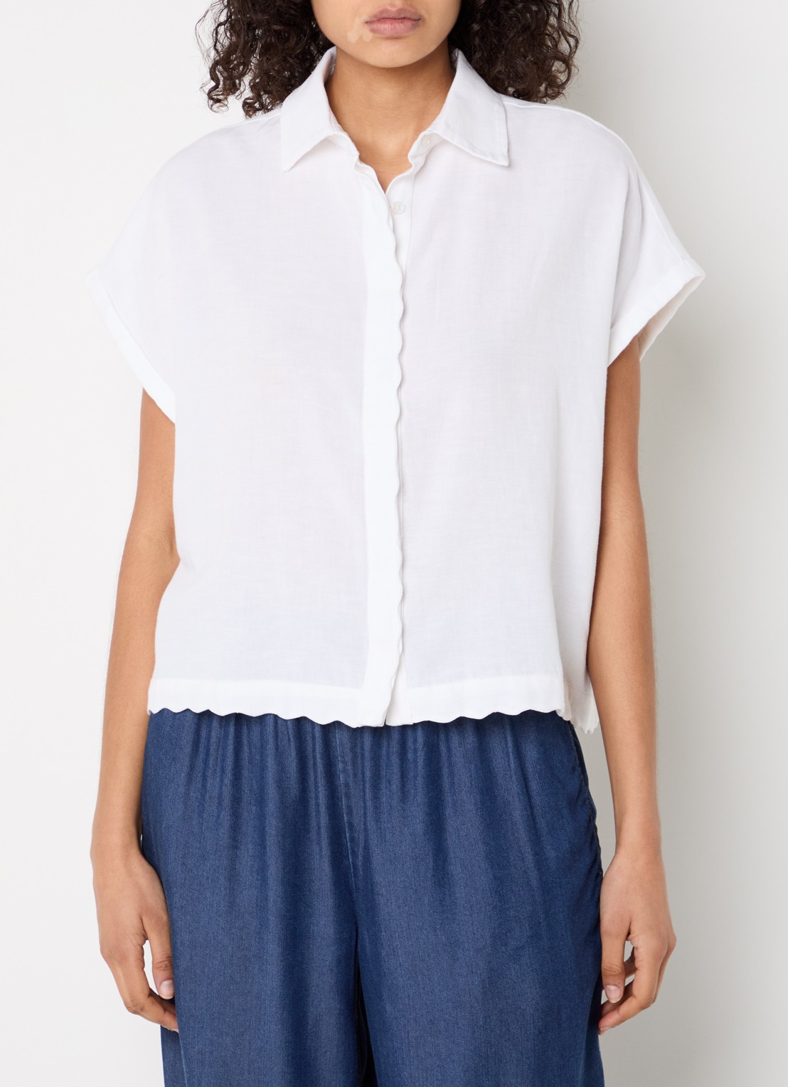 French Connection Ariette blouse van linnen - detail 4 wit