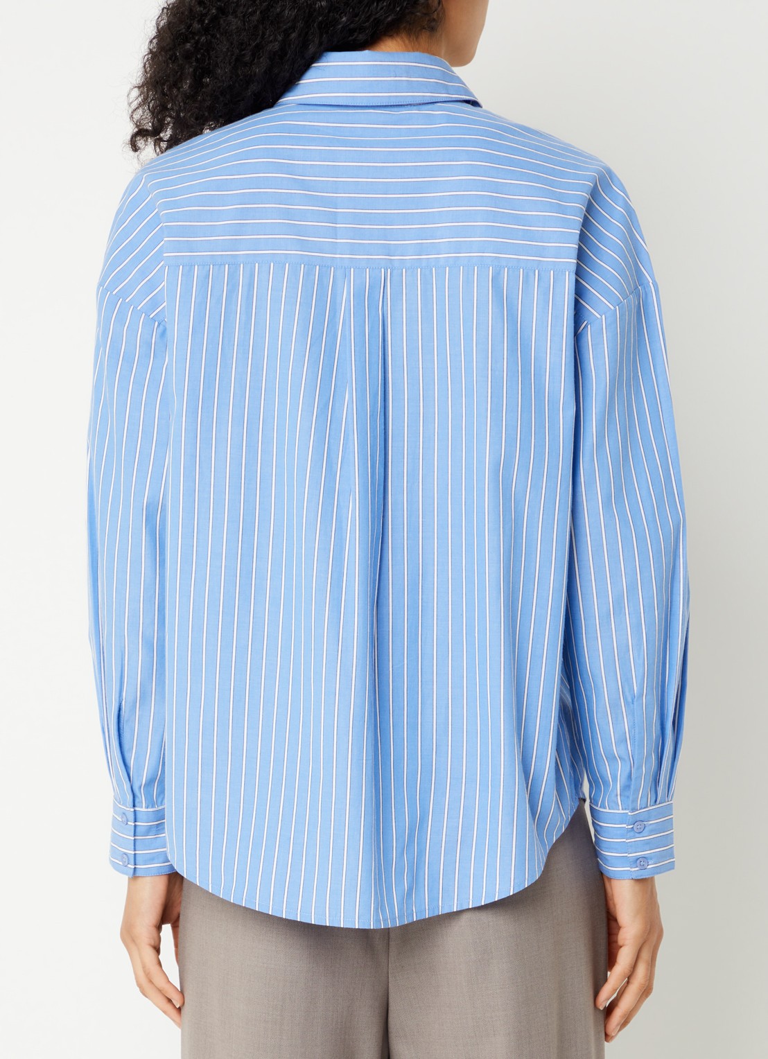 French Connection Blouse met streepprint en pailletten - achterkant blauw
