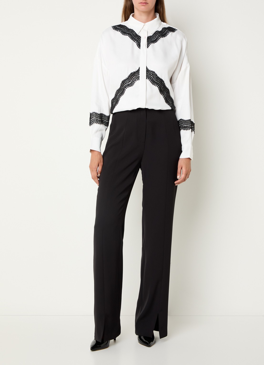 French Connection Candice blouse met details van kant - voorkant 3 gebroken wit