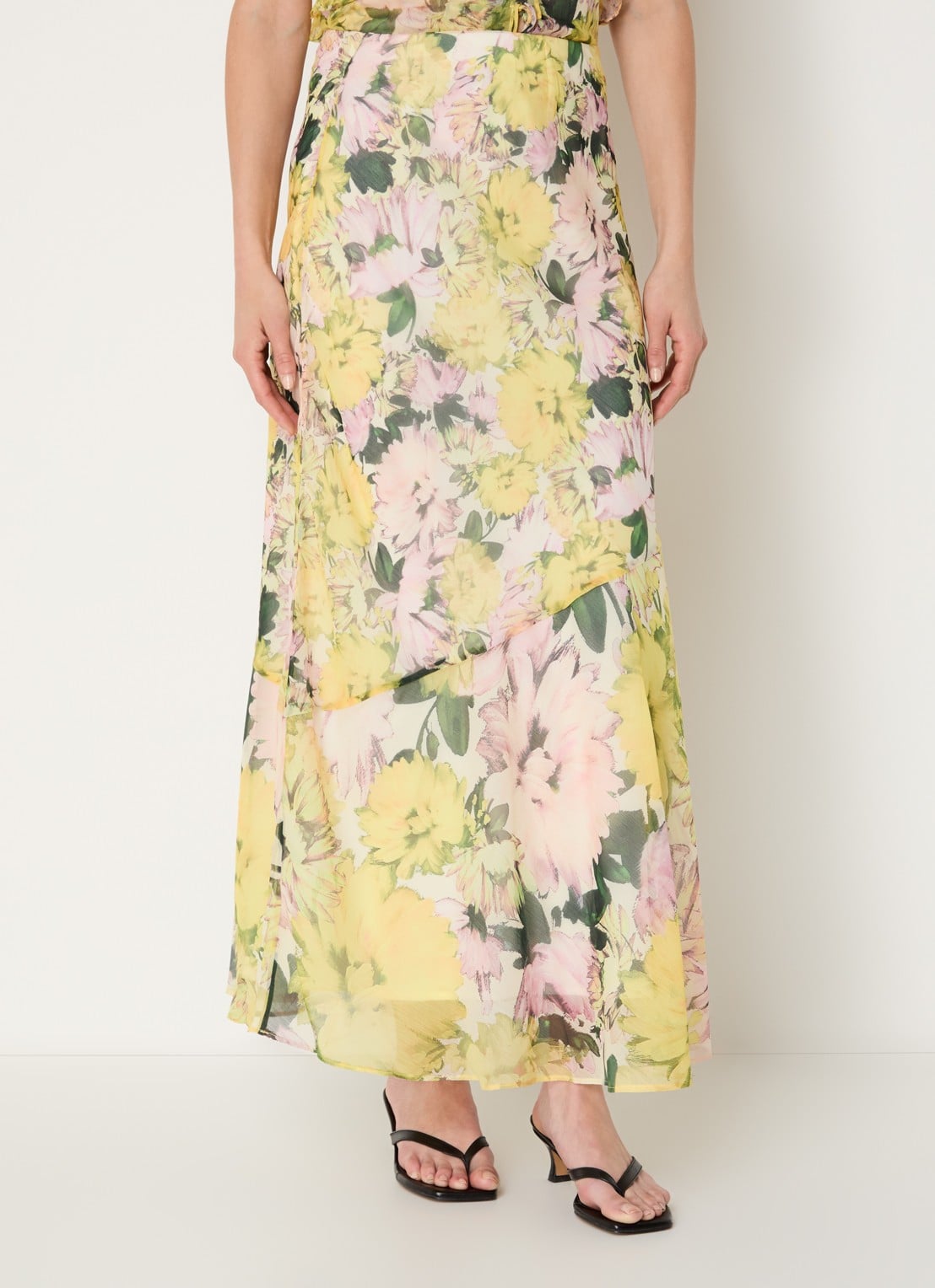 French Connection Carla Emina maxi rok met bloemenprint - detail 4 geel