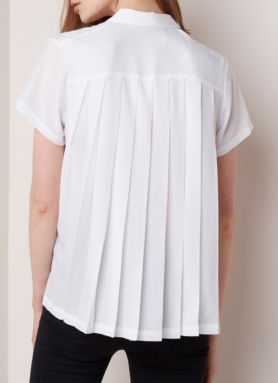 French Connection Classic blouse van crêpe met plissé - achterkant wit