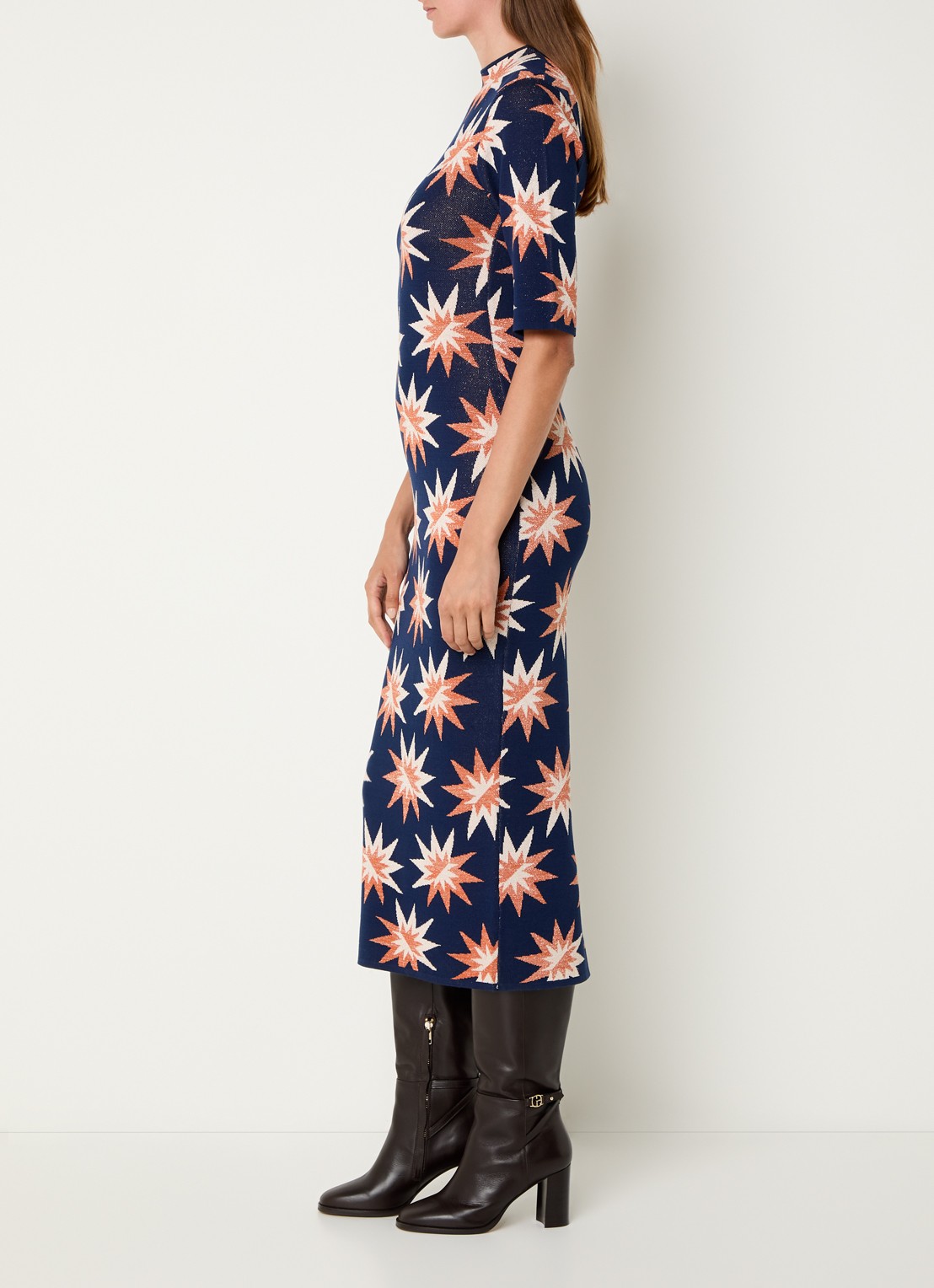 French Connection Fijngebreide maxi jurk met grafische print en lurex - voorkant 2 donkerblauw