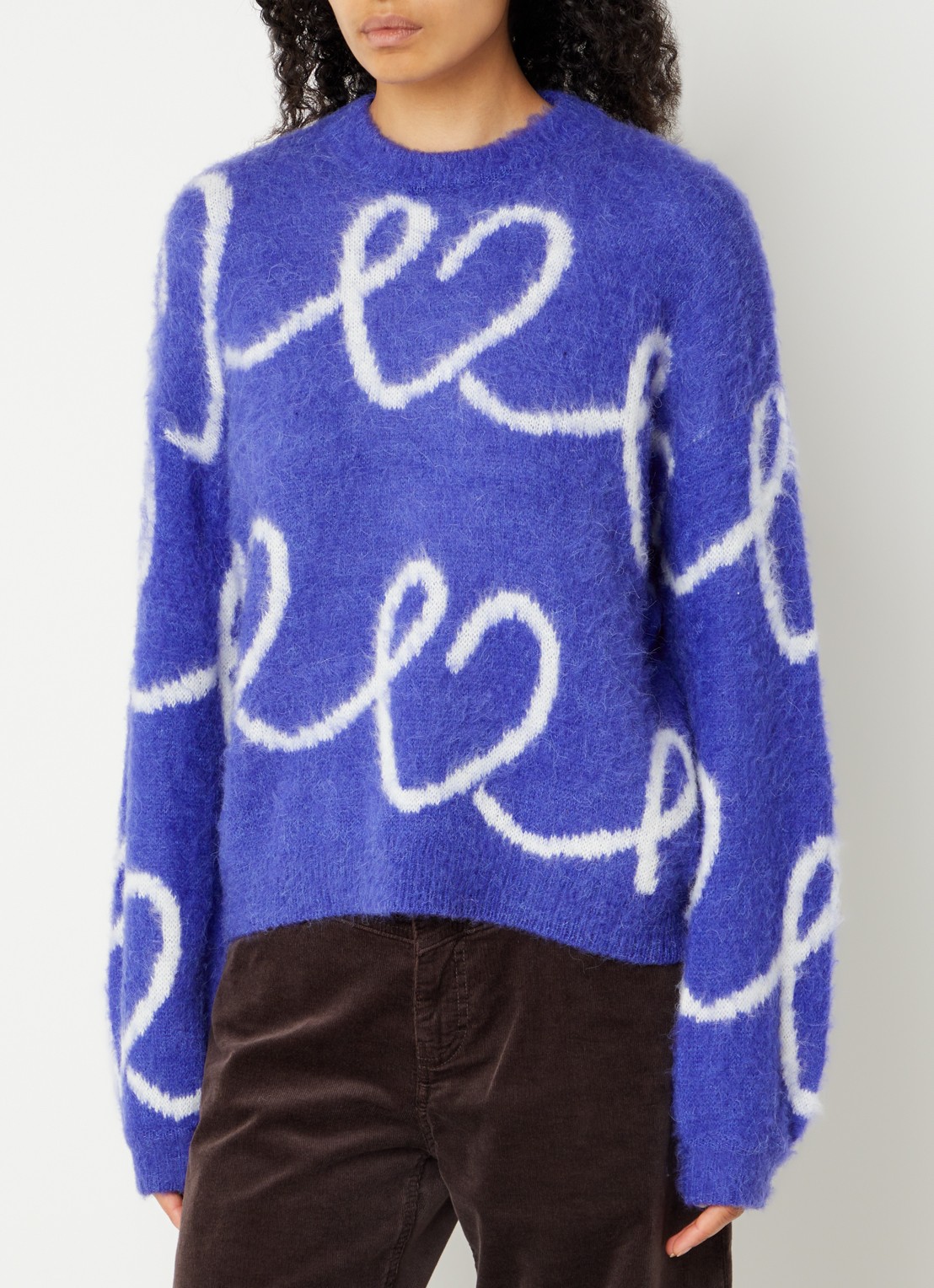 French Connection Hallie Jessika grofgebreide trui in alpaca wolblend met ingebreid patroon - detail kobaltblauw
