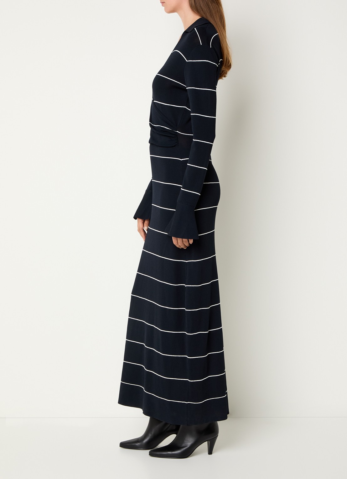 French Connection Ottie fijngebreide maxi jurk met streepprint - voorkant 4 donkerblauw